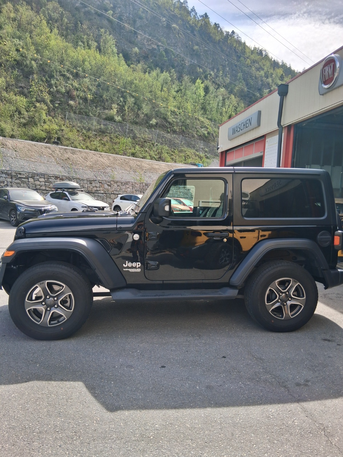 JEEP Wrangler 2.0 Turbo Sport-image-1