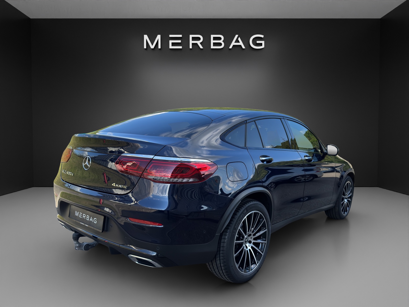 MERCEDES-BENZ GLC Coupé 400d AMGLine 4M-image-4