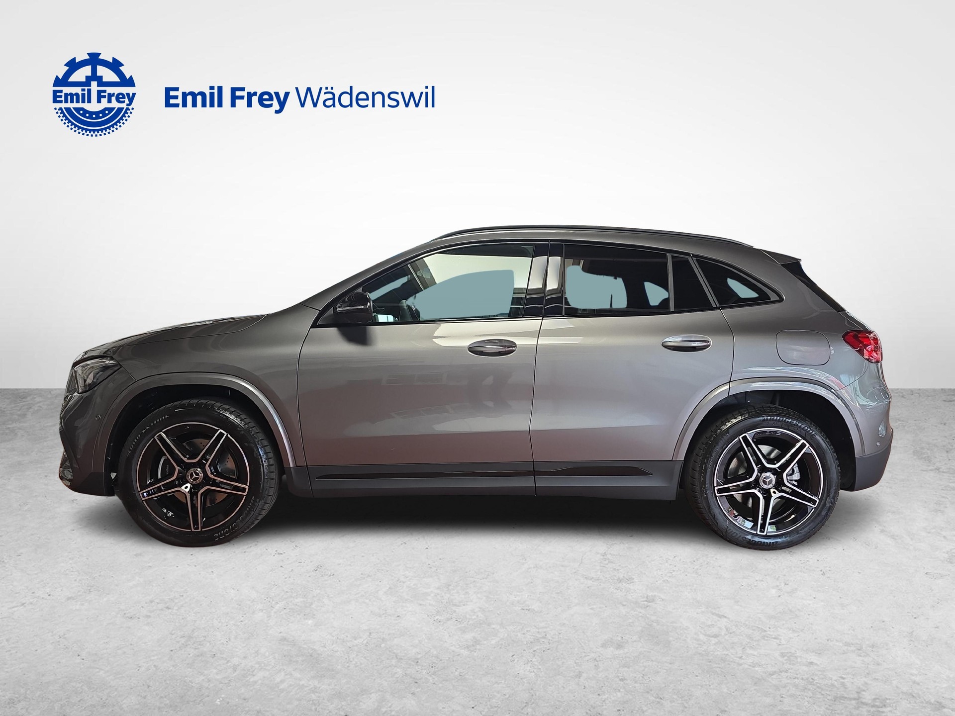 MERCEDES-BENZ GLA 250 e EQ Star AMG Line-image-1