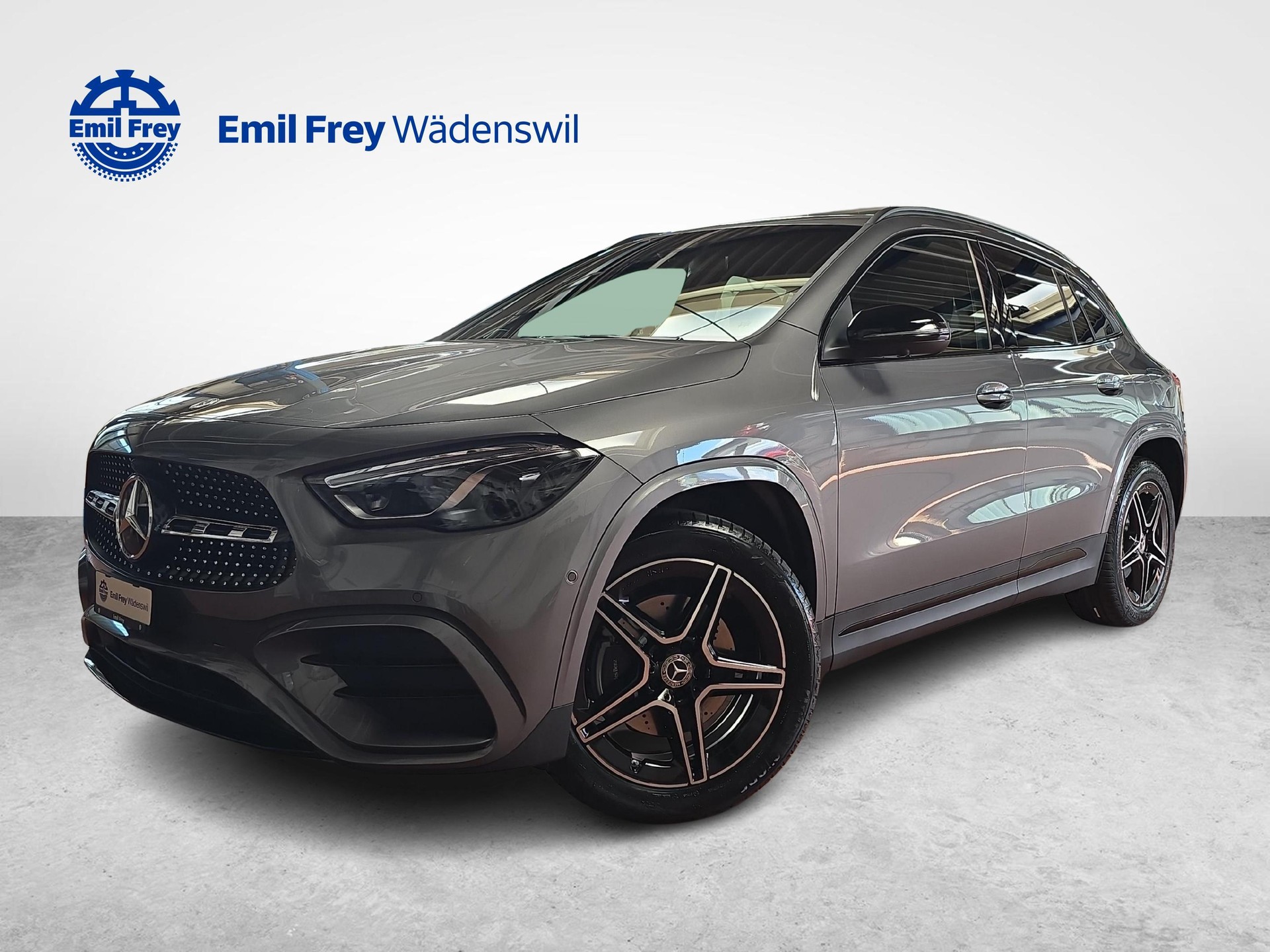MERCEDES-BENZ GLA 250 e EQ Star AMG Line-image-11