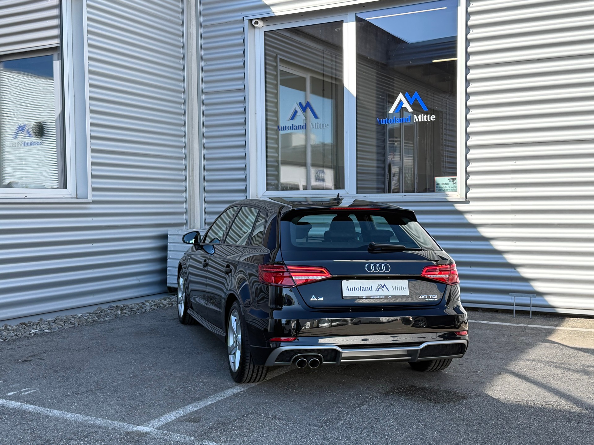 AUDI A3 Sportback 40 TDI Sport quattro S-tronic-image-4