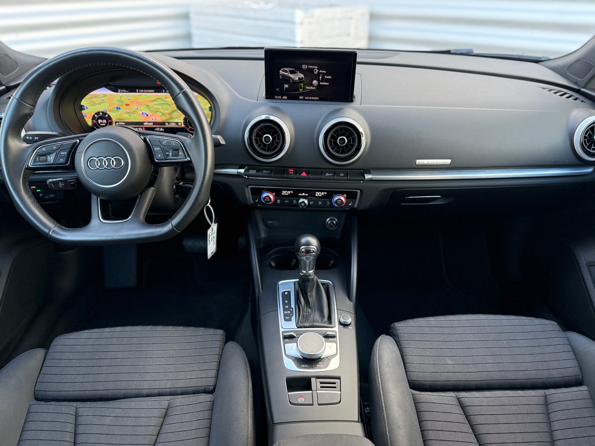 AUDI A3 Sportback 40 TDI Sport quattro S-tronic-image-8