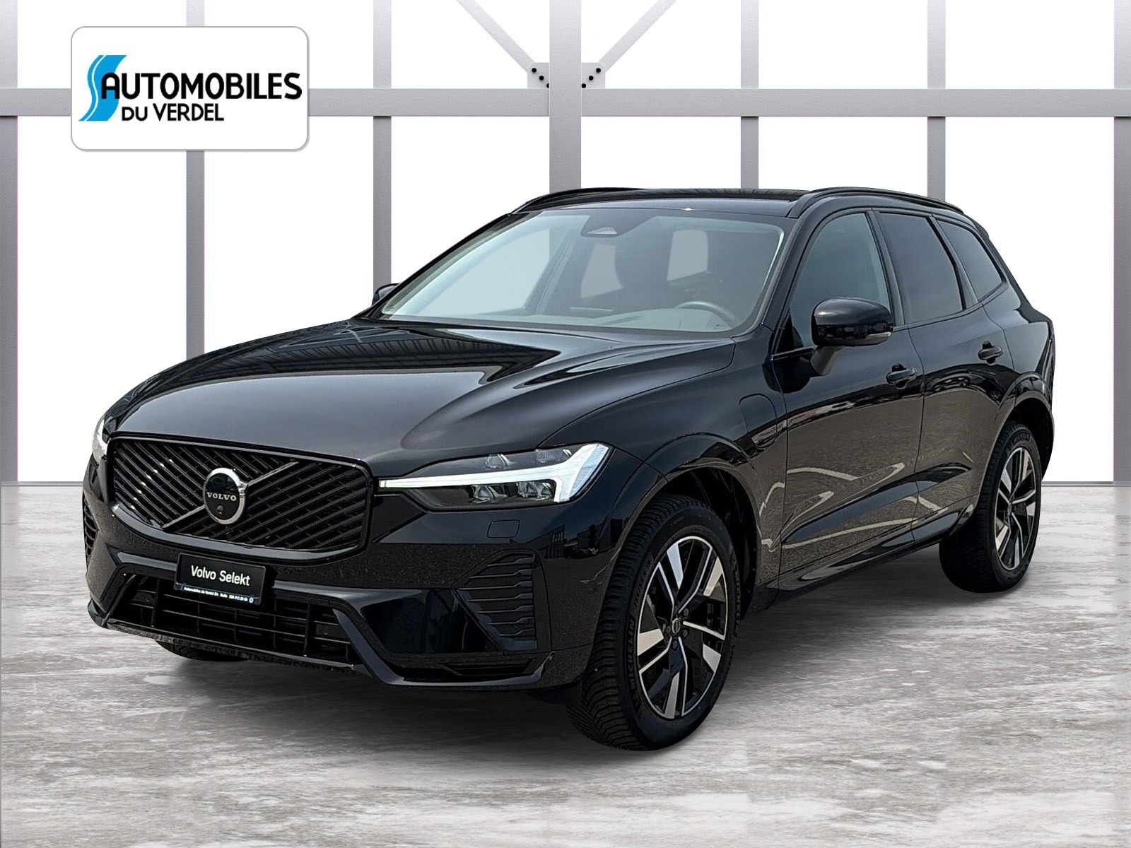 VOLVO XC60 2.0 T8 TE Plus Dark eAWD-image-0