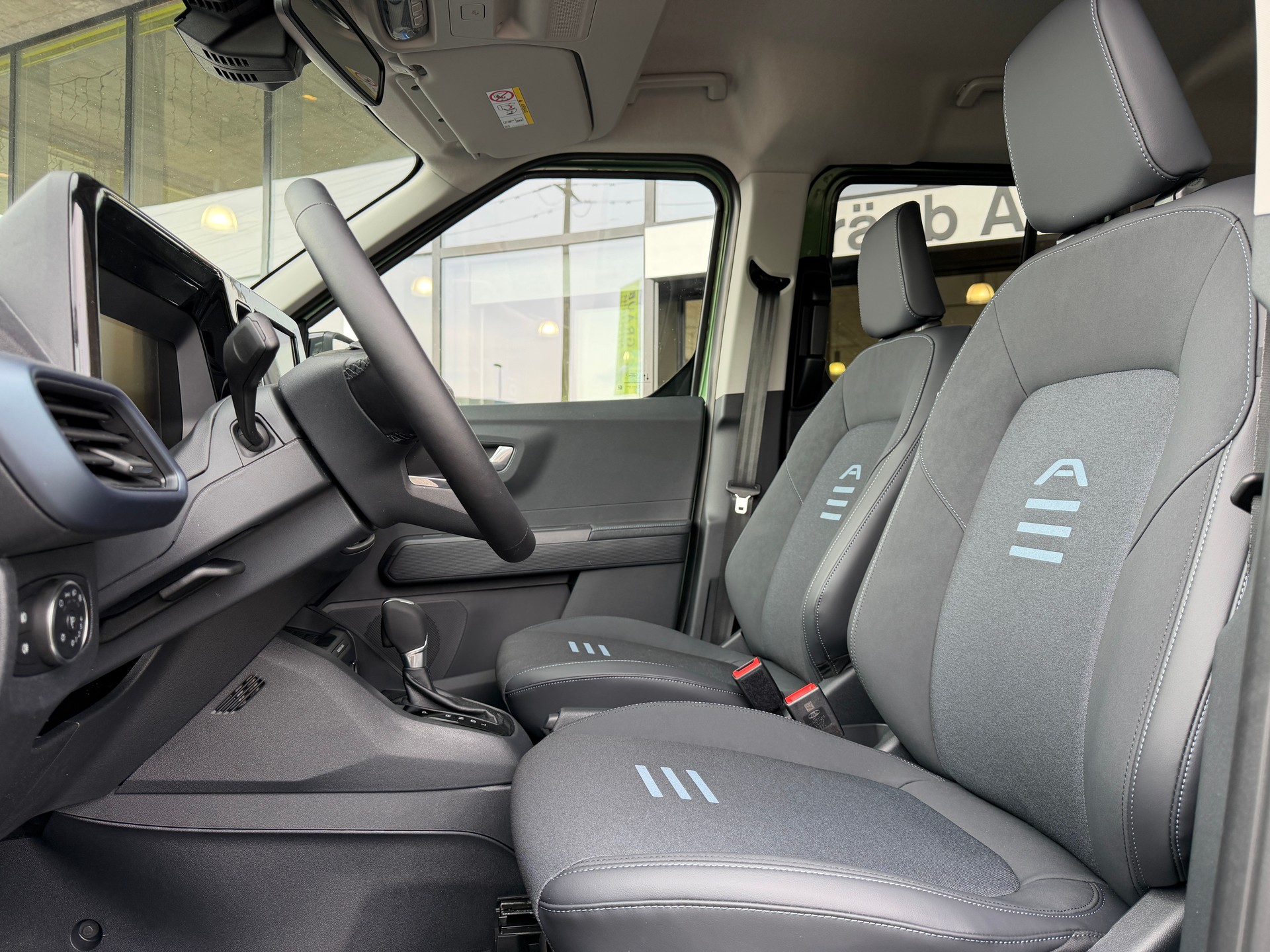 FORD Tourneo Courier 1.0 EcoBoost Active Automat-image-7