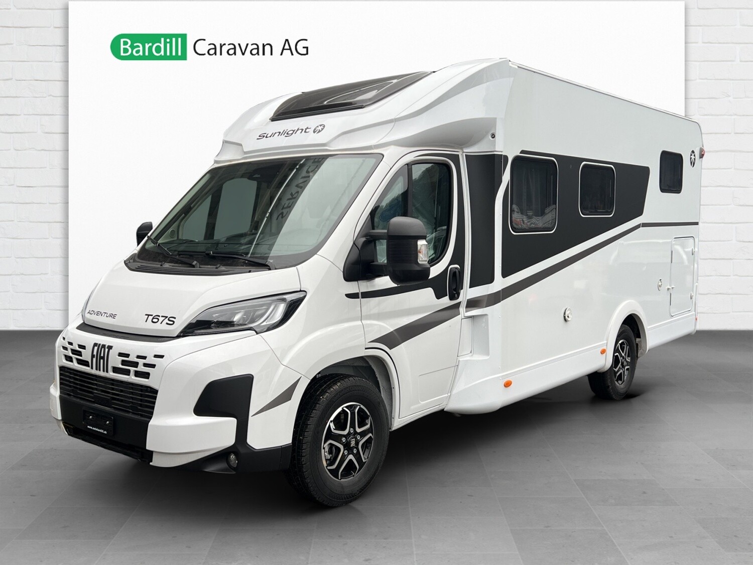 SUNLIGHT Adventure T 67S