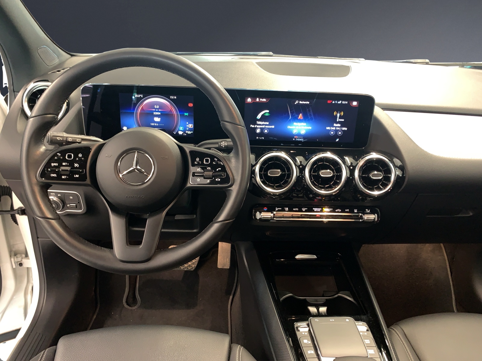 Image MERCEDES-BENZ GLA-250 GLA 250 e 8G-DCT