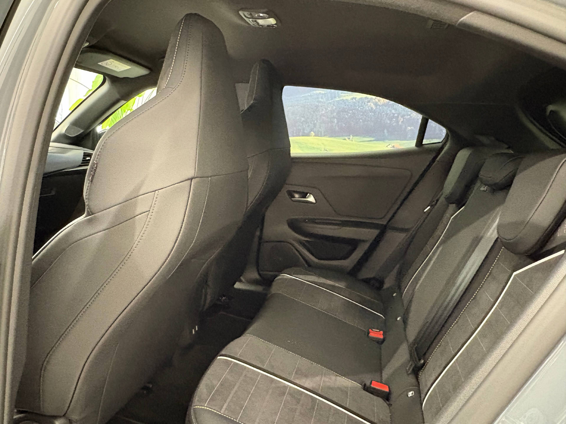 OPEL Mokka-e GSe-image-13
