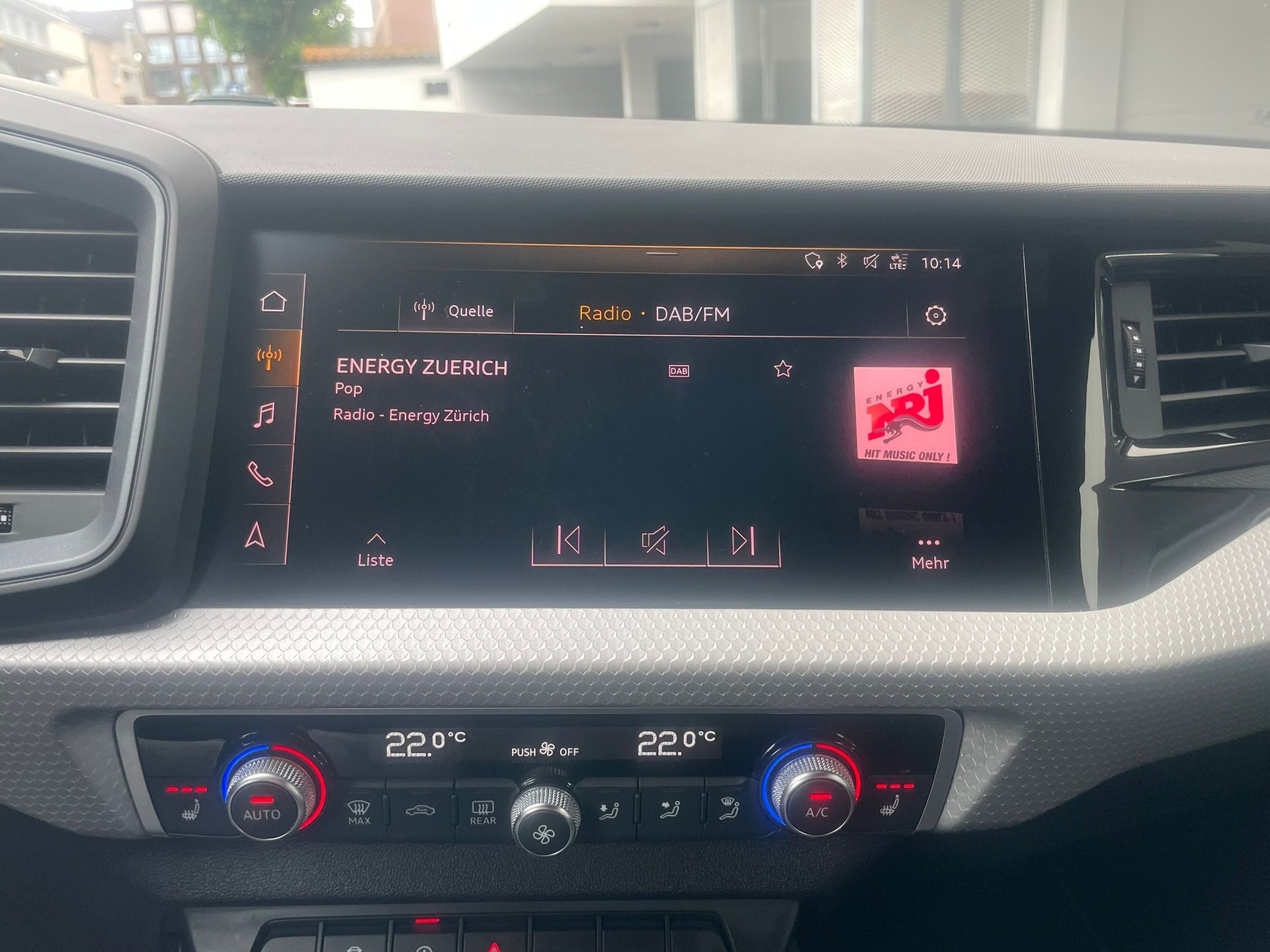 AUDI A1 Sportback 30 TFSI A1 S line – Top ausgestattet | CH-Fahrzeug | Gratis-Service | Navigation | AC-image-10