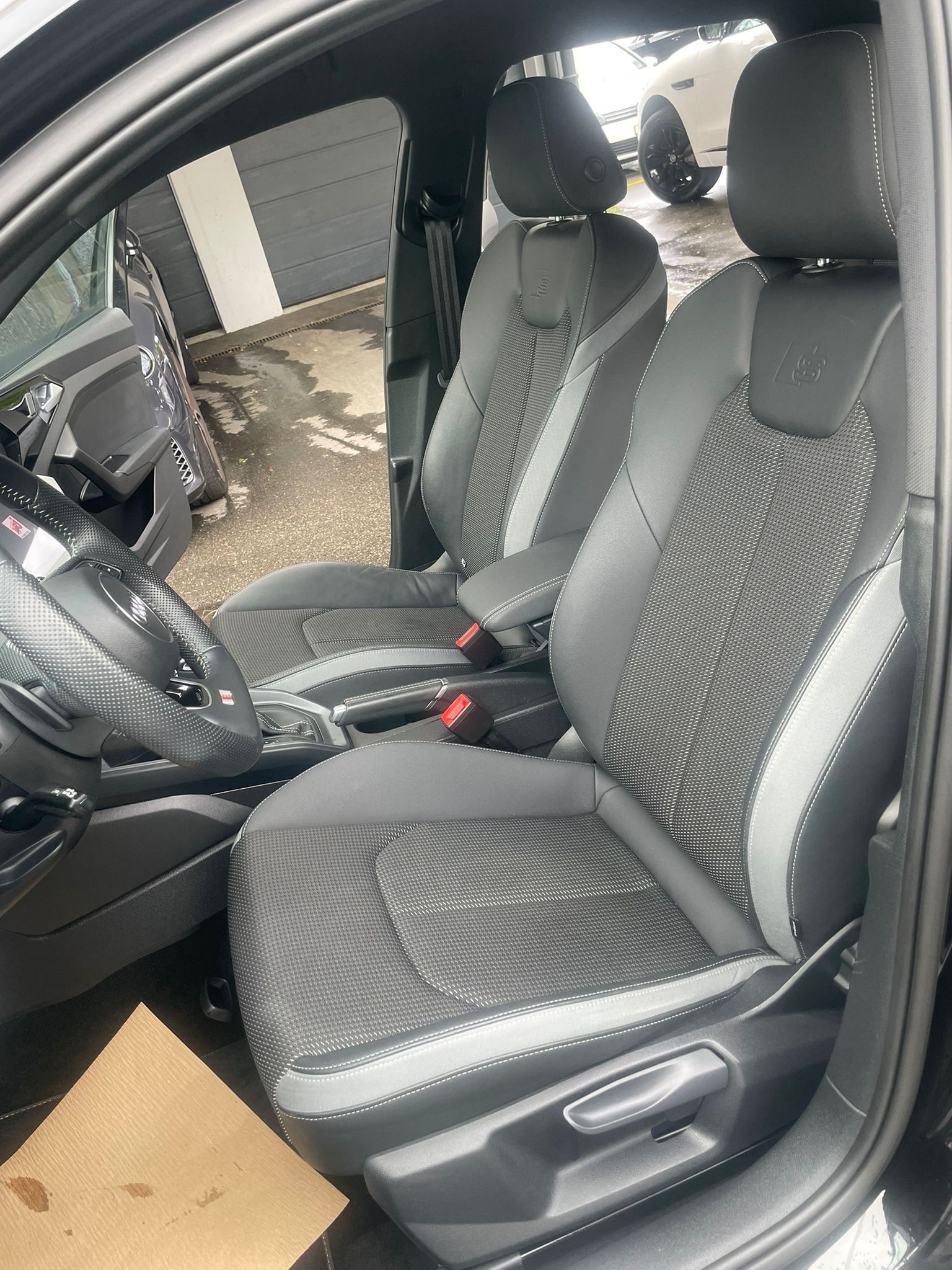 AUDI A1 Sportback 30 TFSI A1 S line – Top ausgestattet | CH-Fahrzeug | Gratis-Service | Navigation | AC-image-13