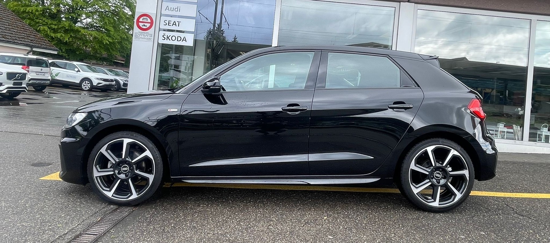 AUDI A1 Sportback 30 TFSI S Line All Black CH-Auto 60% Rabatt
