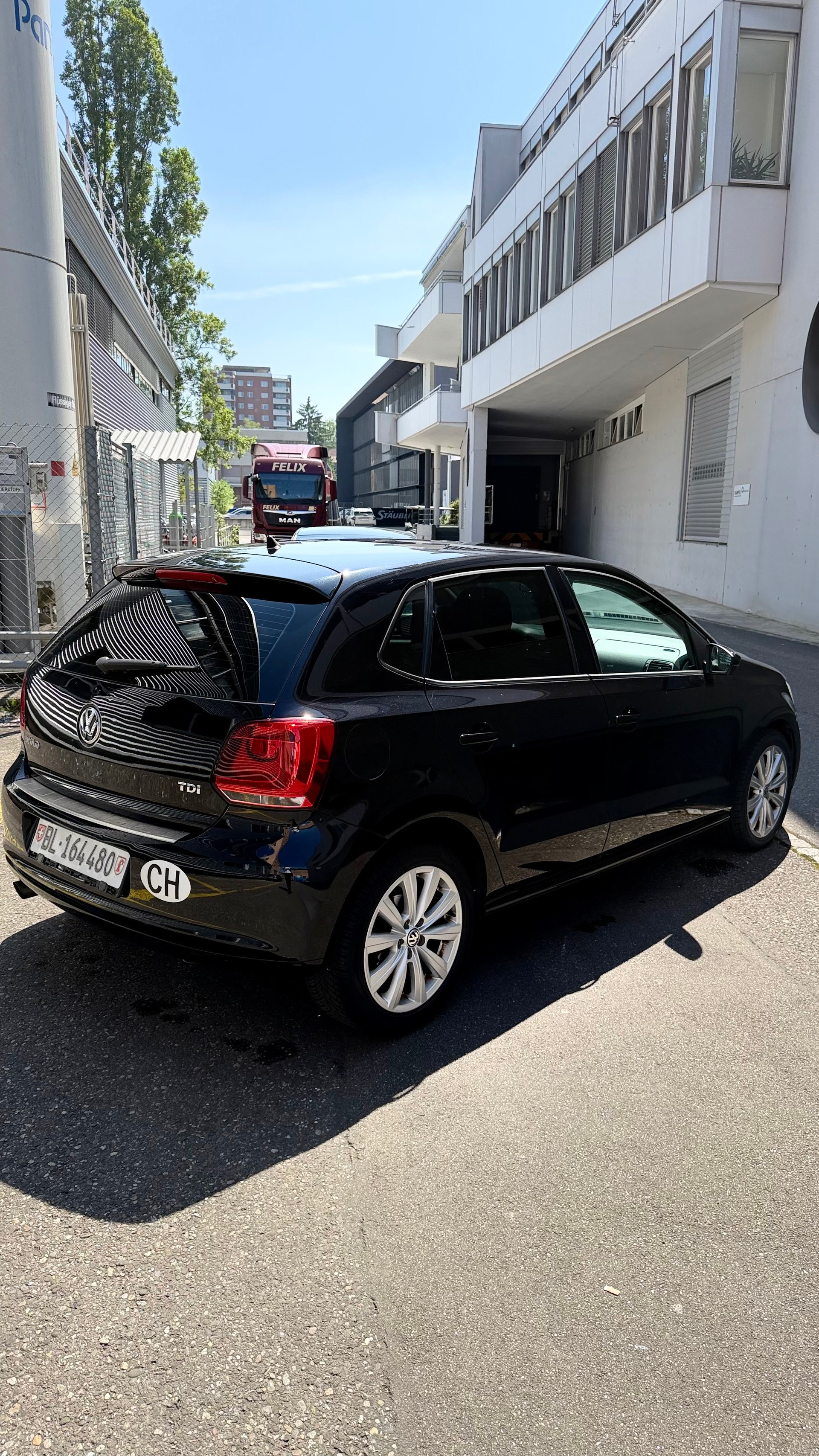 VW POLO 1.6 TDI DSG, frisch ab MFK-image-6