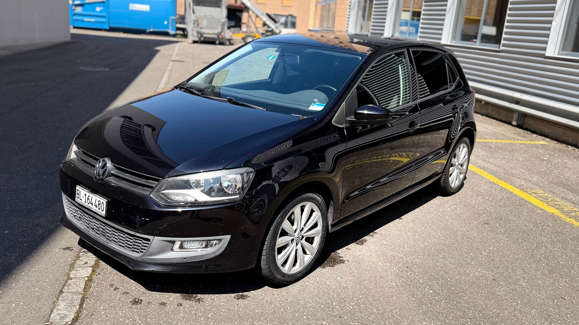 VW POLO 1.6 TDI DSG, frisch ab MFK-image-2