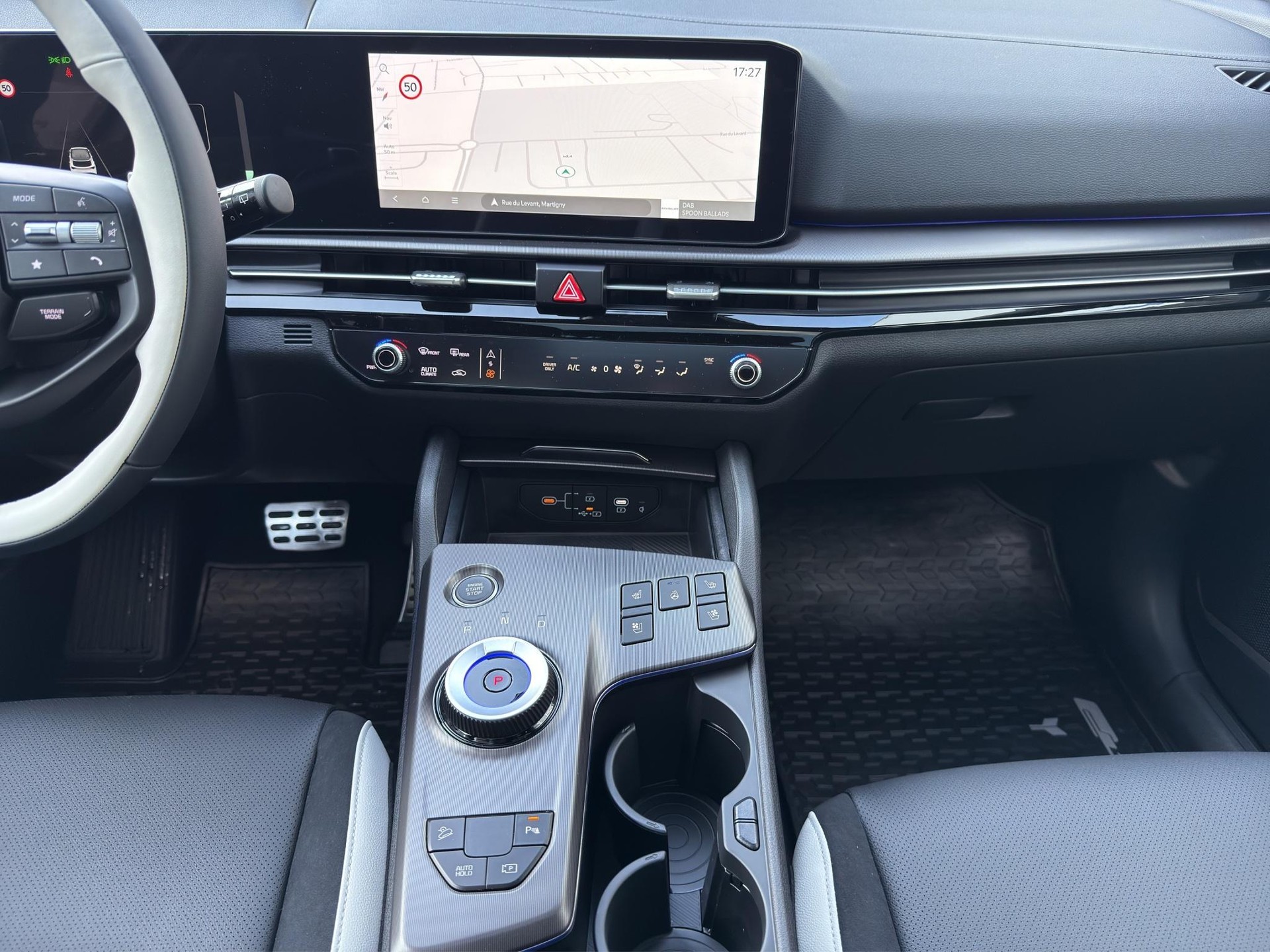 KIA Sportage 1.6 T-GDi Hybrid GT-Line-image-8