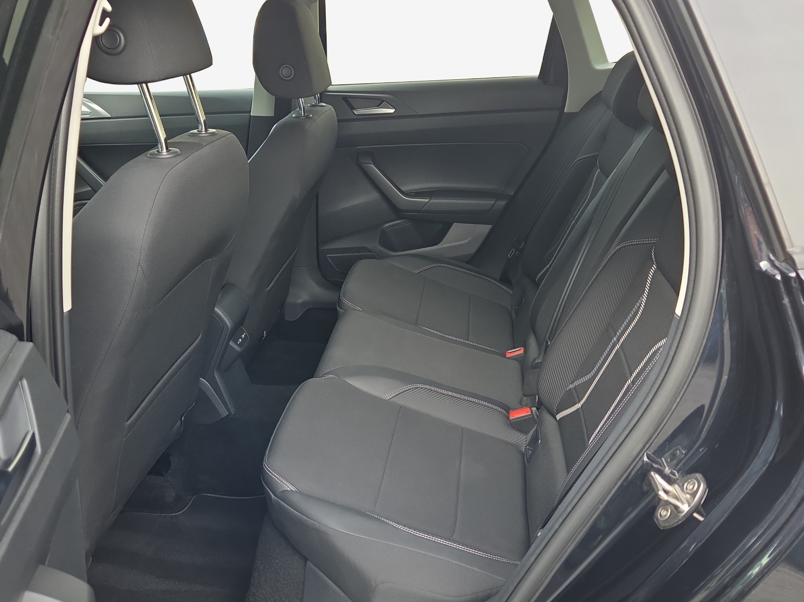 VW Taigo 1.0 TSI Style DSG-image-11