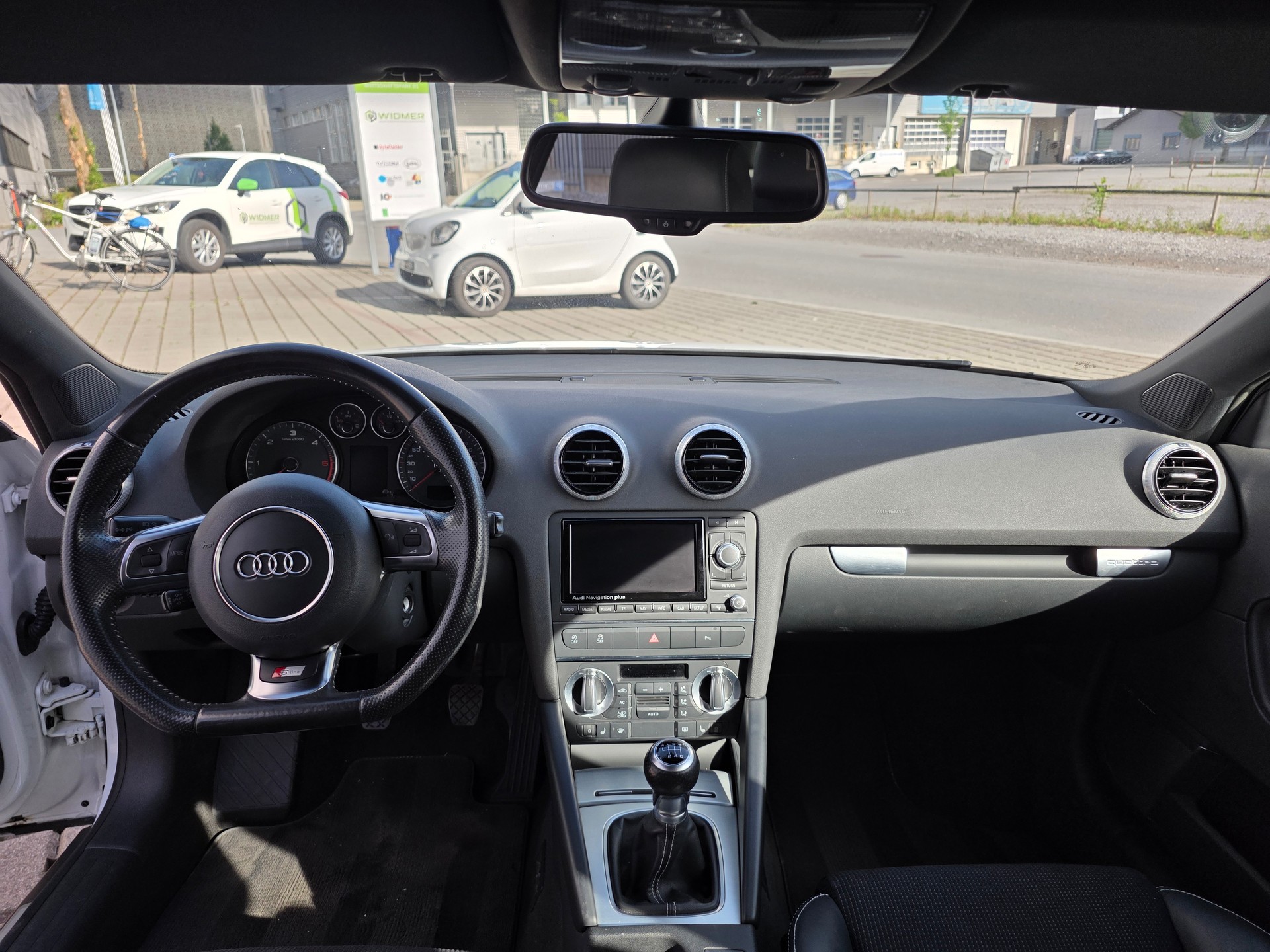 AUDI A3 Sportback 2.0 TDI Ambiente quattro-image-15