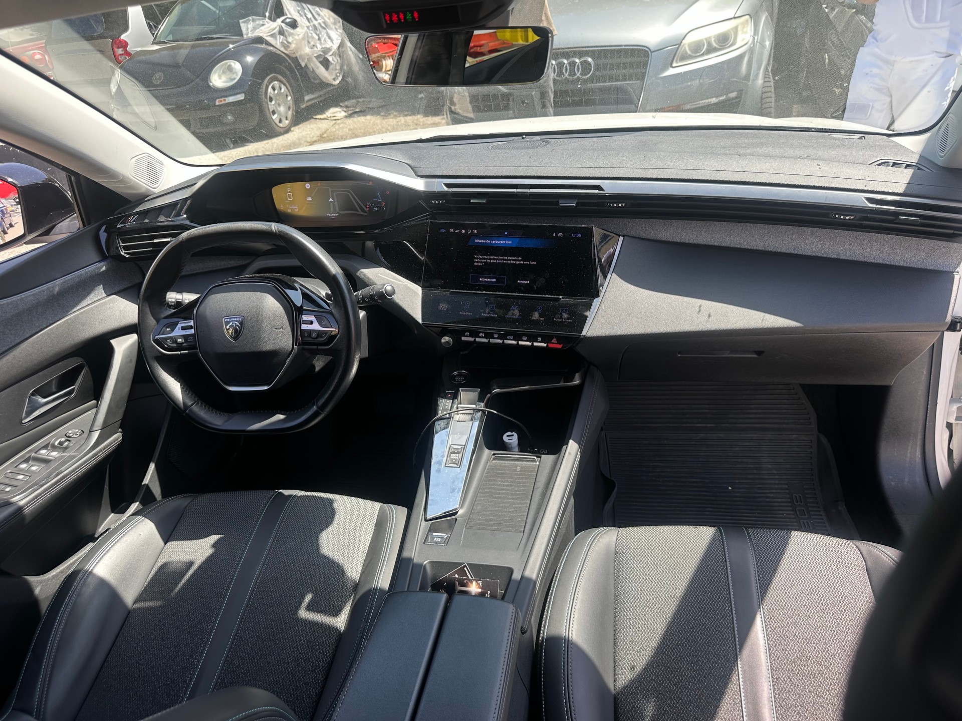 PEUGEOT 308 SW 1.5 BlueHDI Allure EAT8-image-6