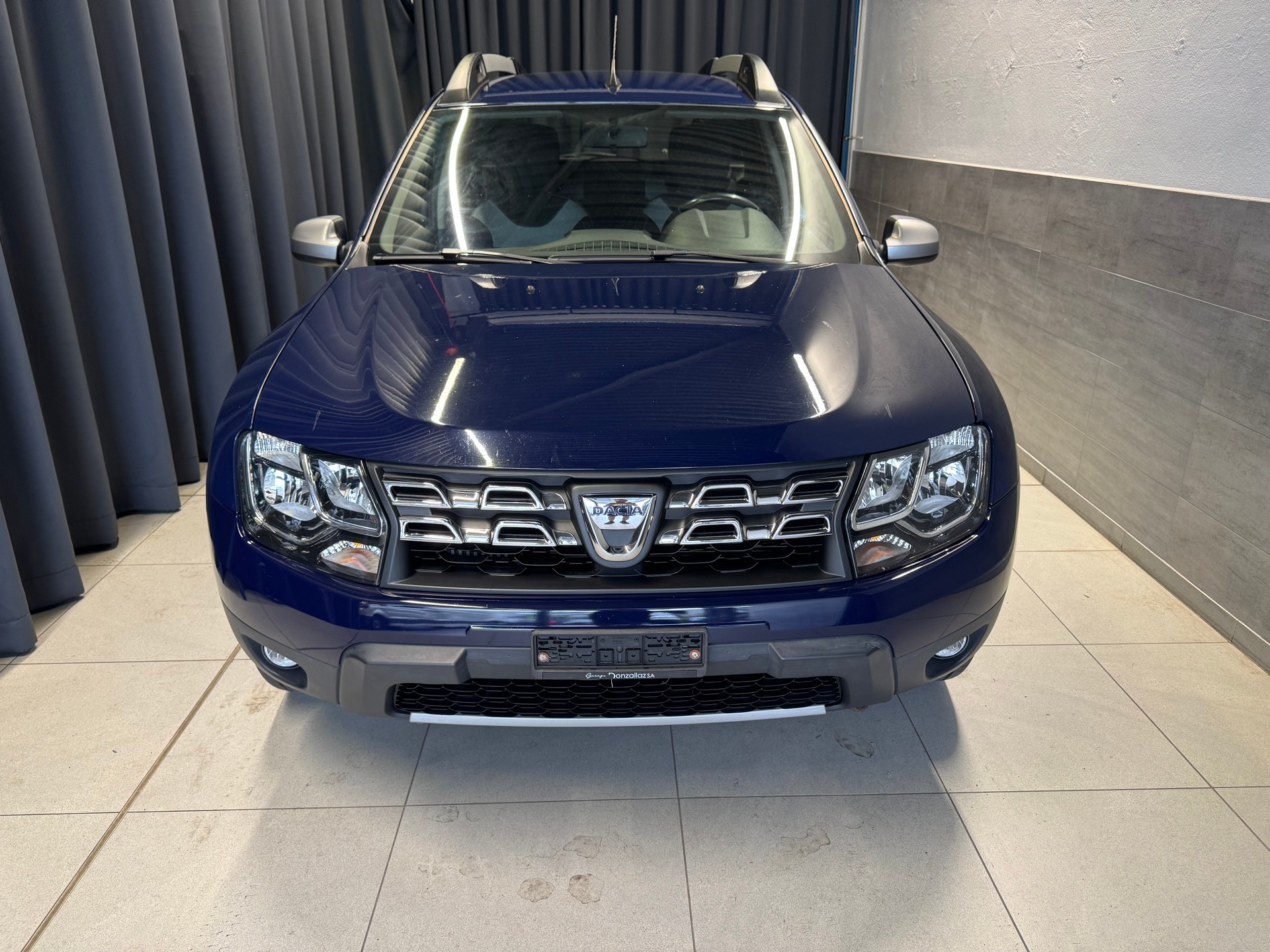 DACIA Duster 1.2 T Ambiance 4x4(81)(M)-showroom-element-1