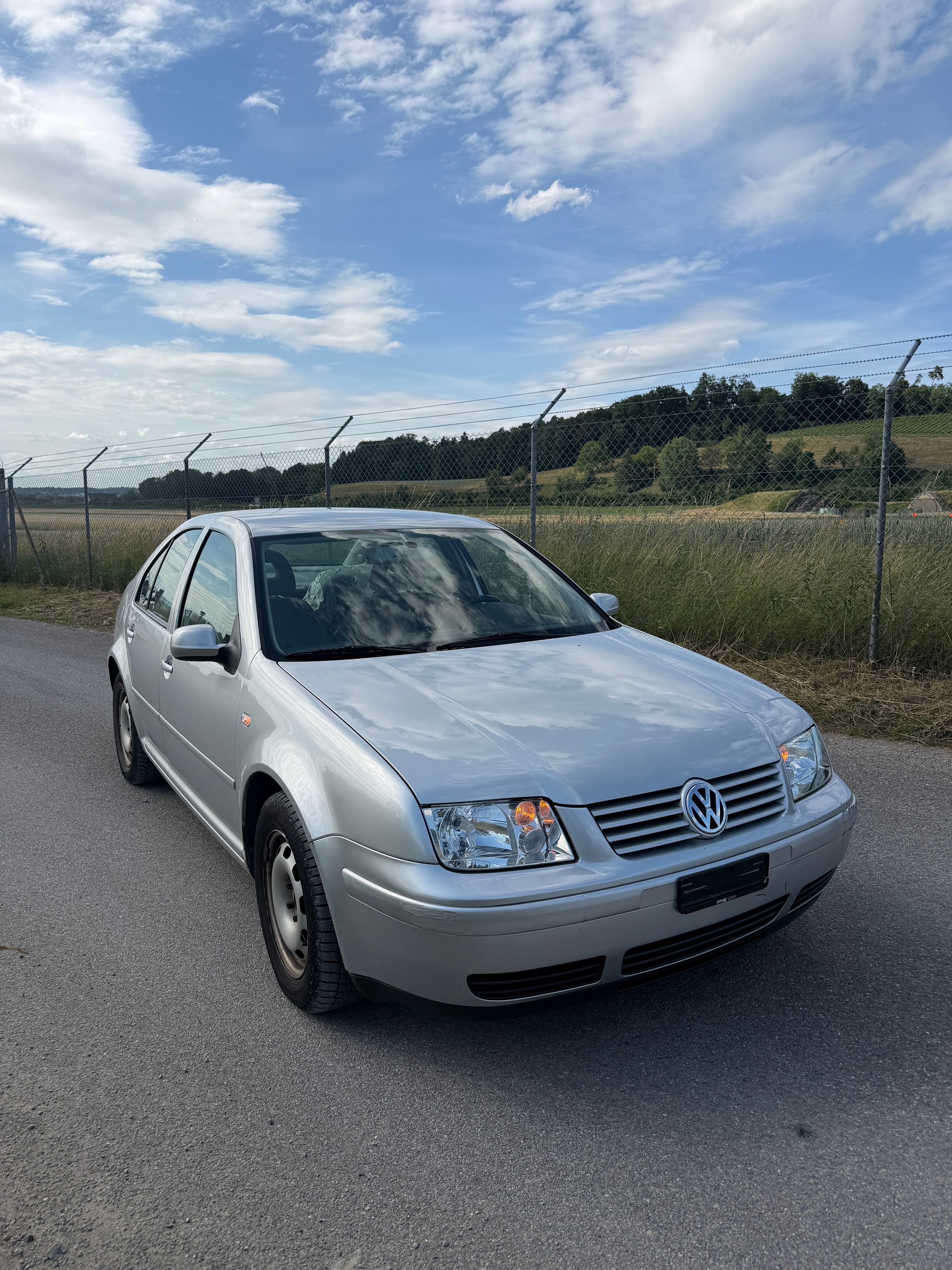 VW Bora 2.0 Comfortline-image-0