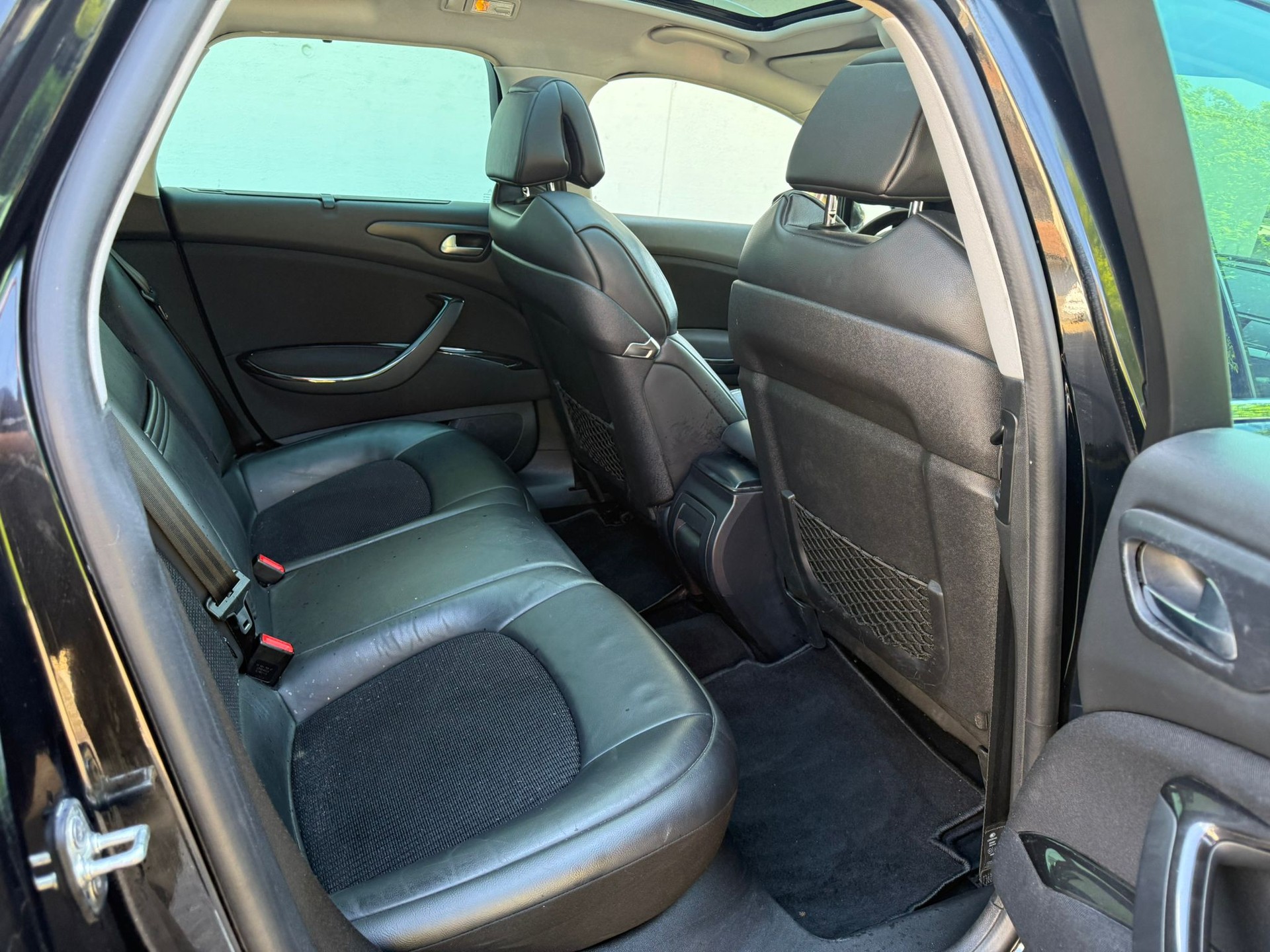CITROEN C5 Berline 3.0 HDi V6 Exclusive Automatic-image-5