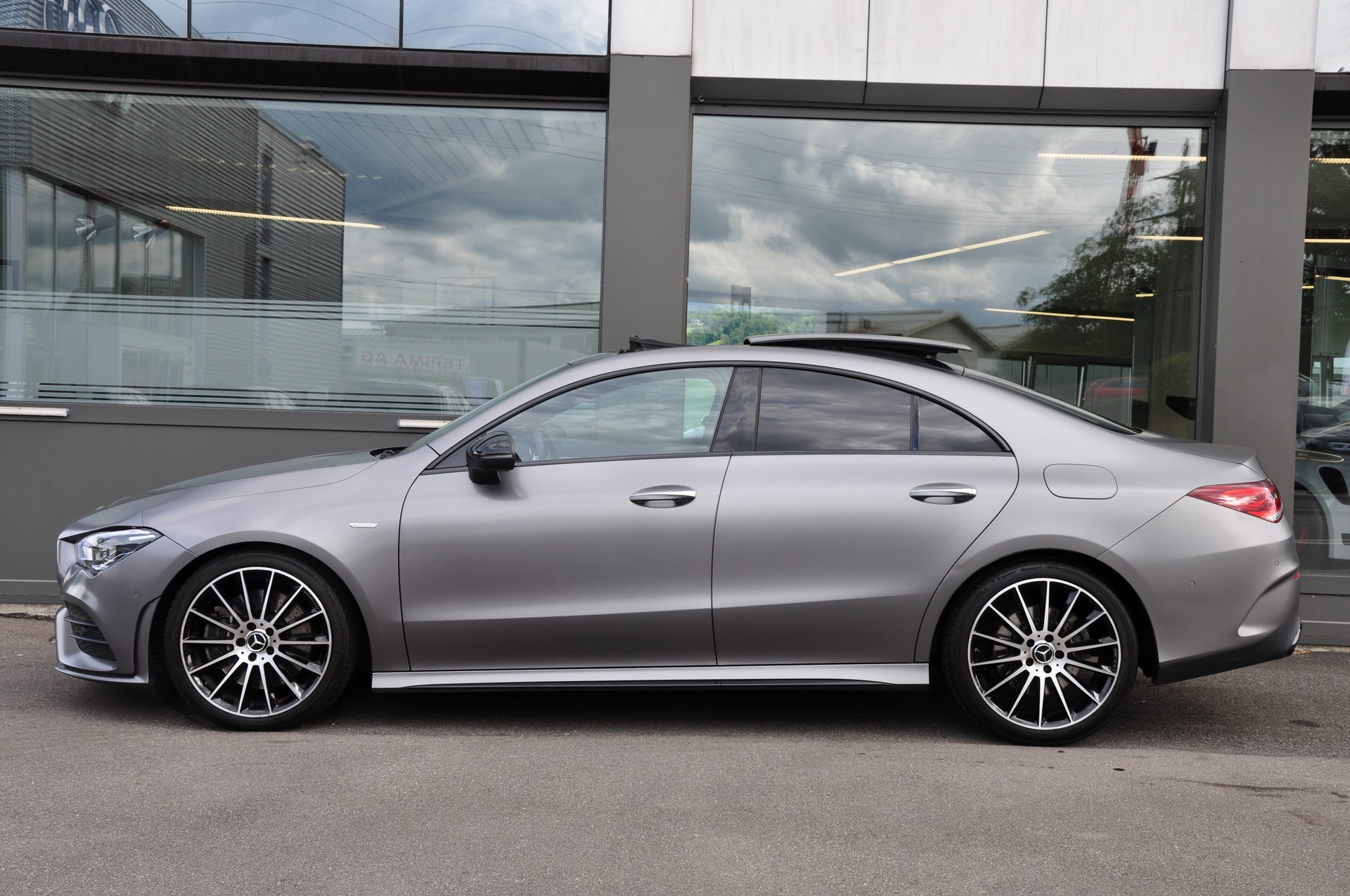 MERCEDES-BENZ CLA 250 4Matic AMG Line 7G-DCT-image-6