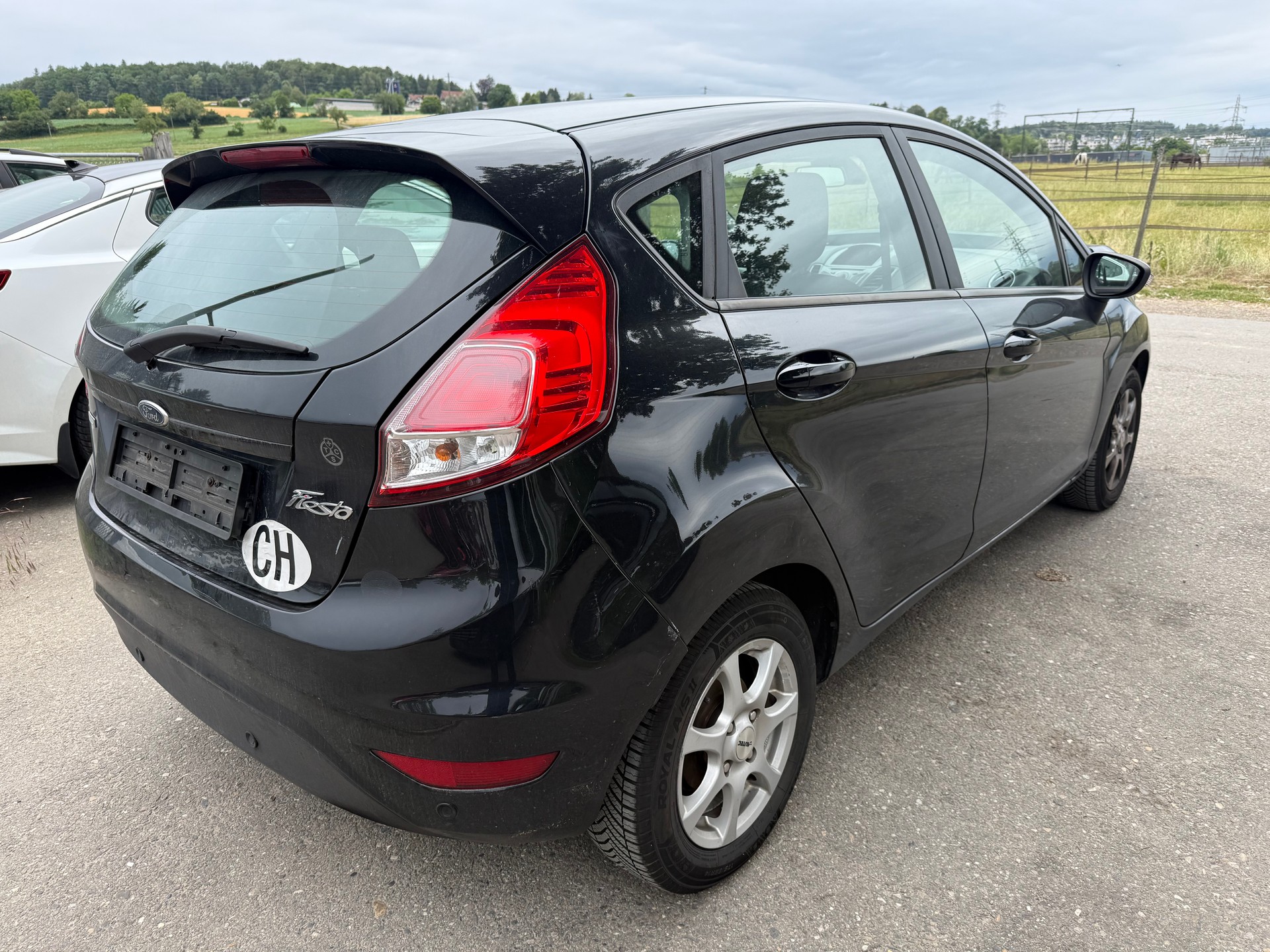 FORD Fiesta 1.6 TDCi Eco Trend-image-5