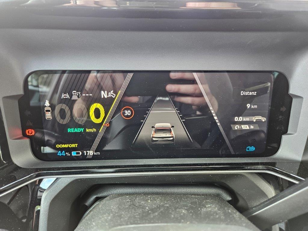RENAULT R5 E-Tech Comfort Range techno-image-10