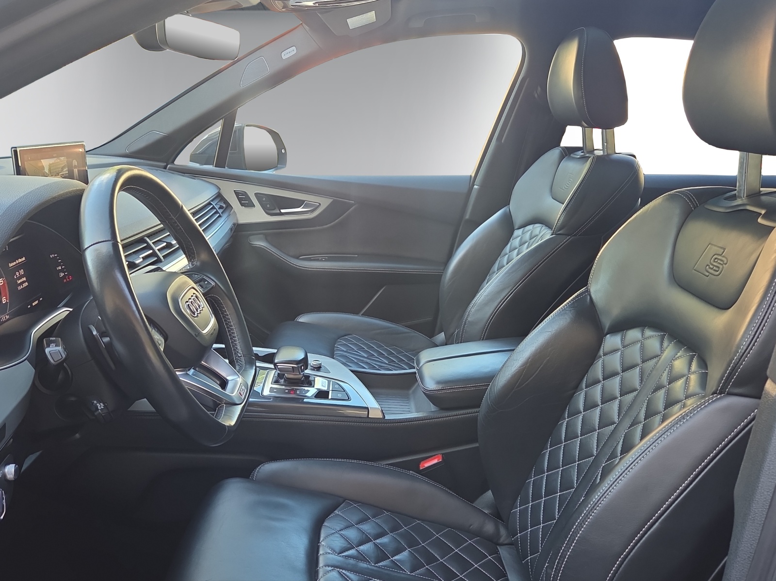 AUDI SQ7 4.0 TDI quattro tiptronic-image-10