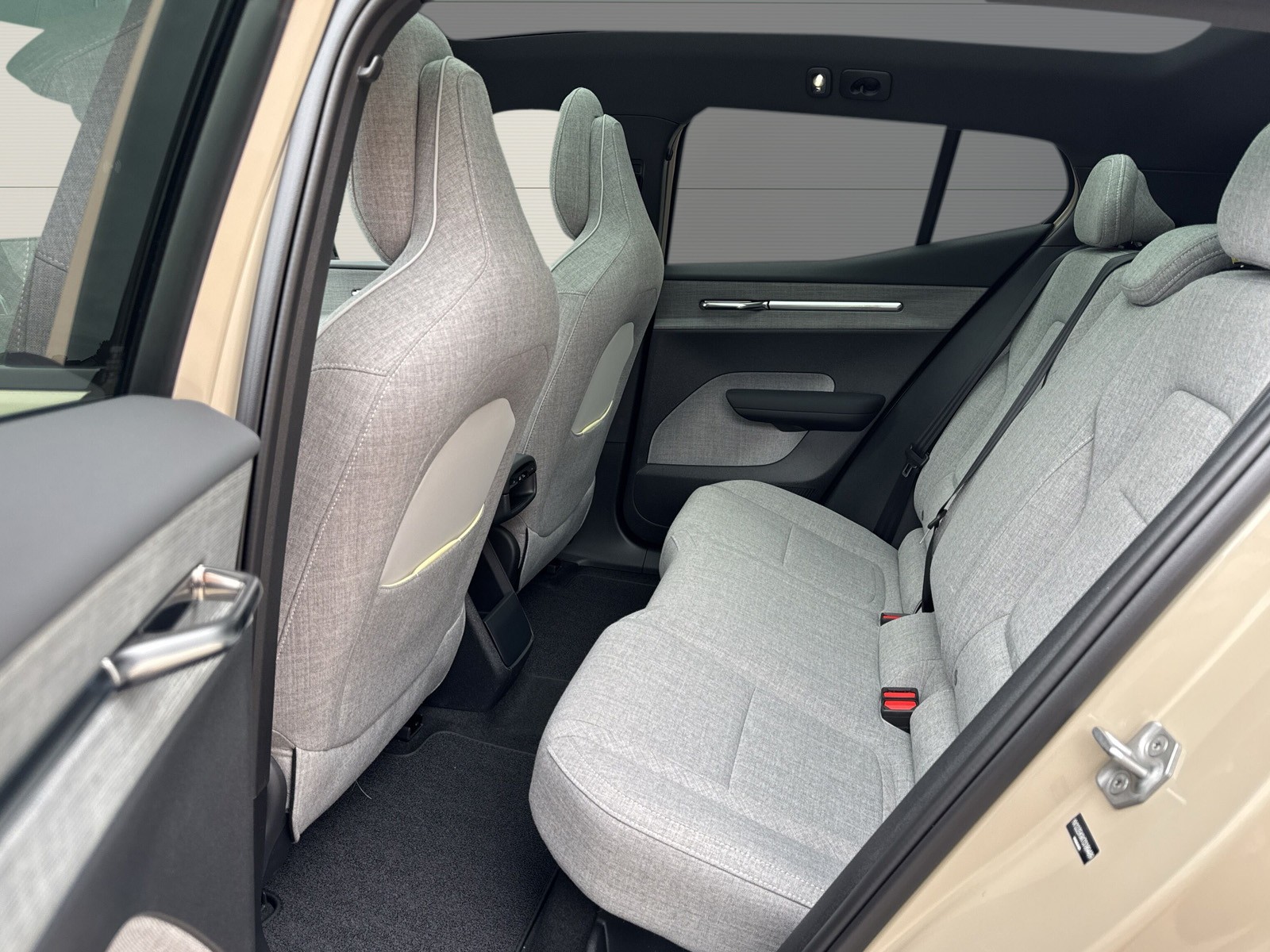 VOLVO EX30 E60 Twin Ultra Performance AWD-image-9