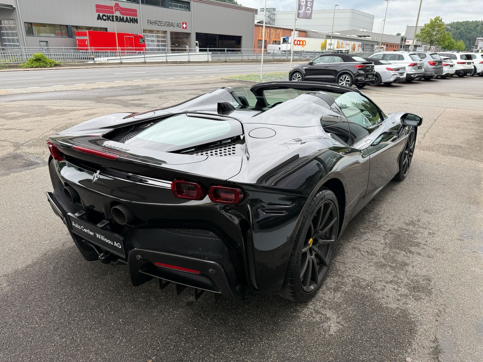 FERRARI SF90 Spider-image-13