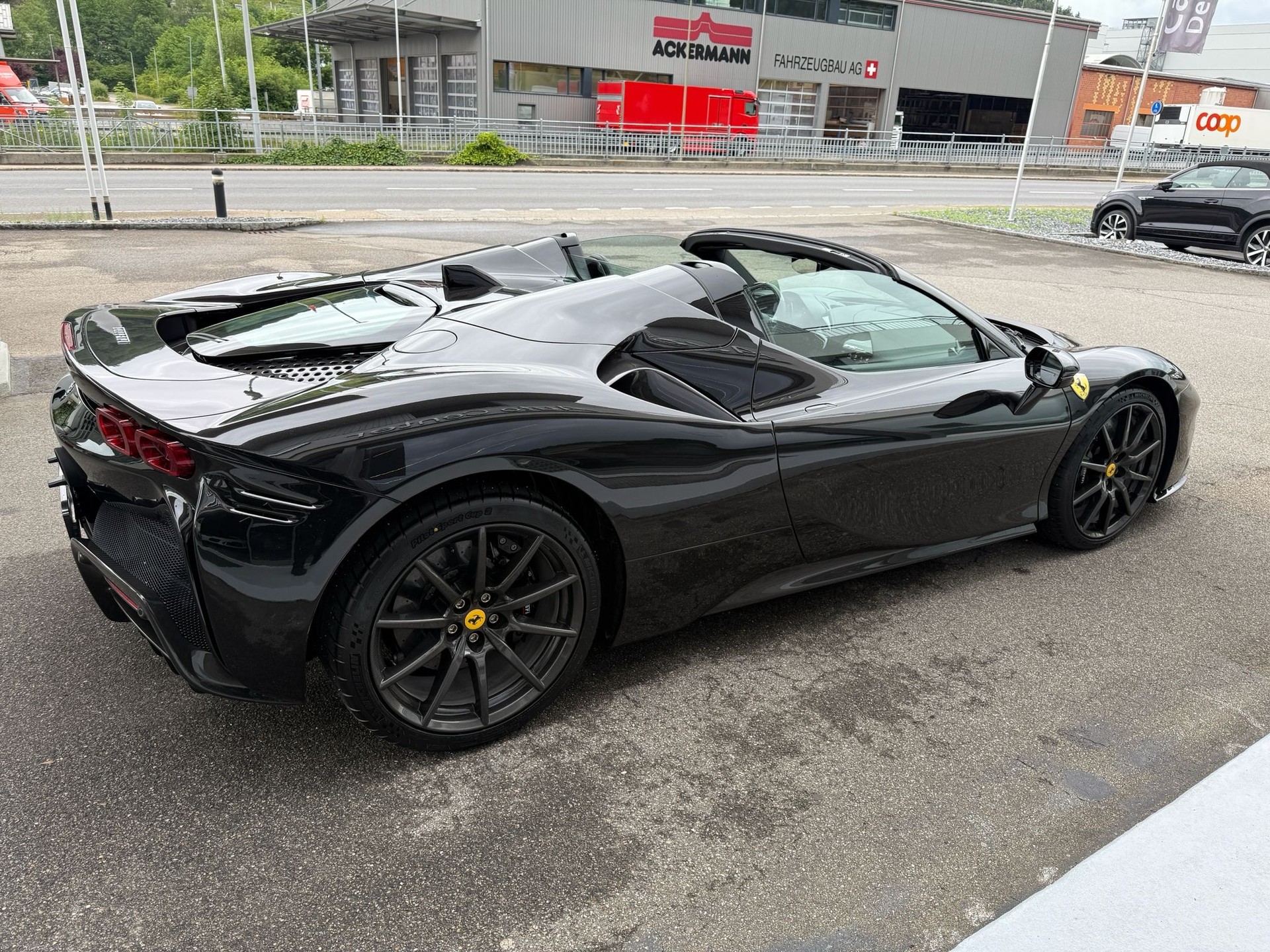 FERRARI SF90 Spider-image-17