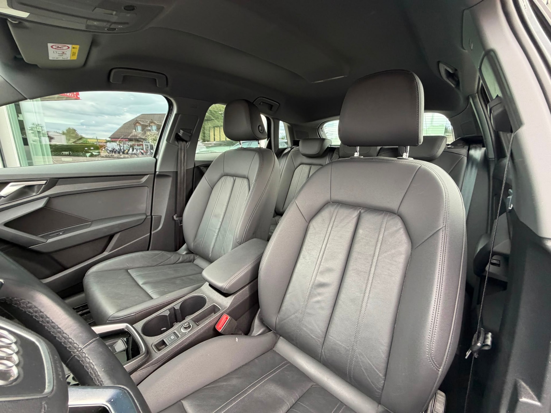 AUDI A3 Sportback 35 TFSI advanced S-tronic-image-21