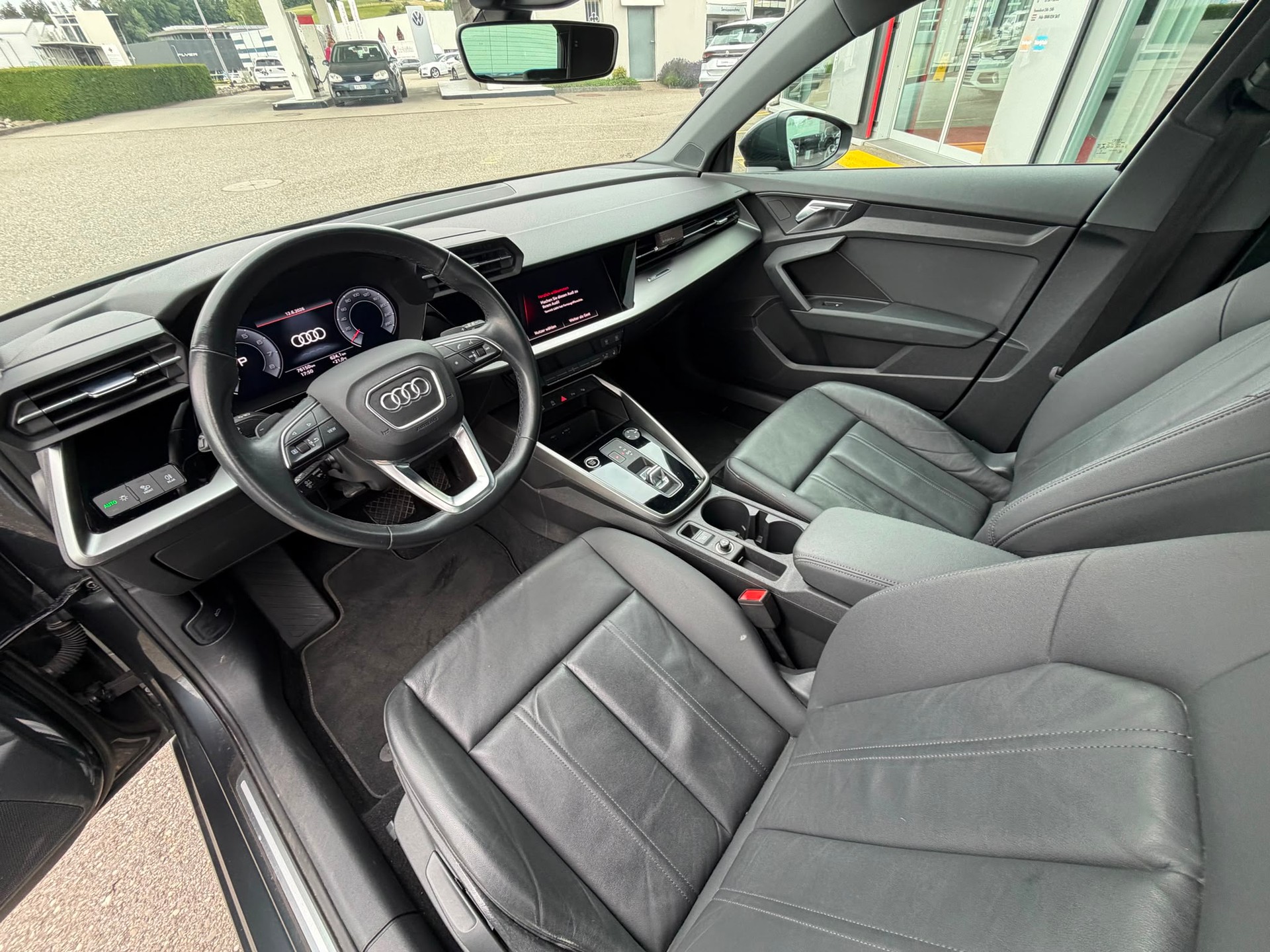 AUDI A3 Sportback 35 TFSI advanced S-tronic-image-10