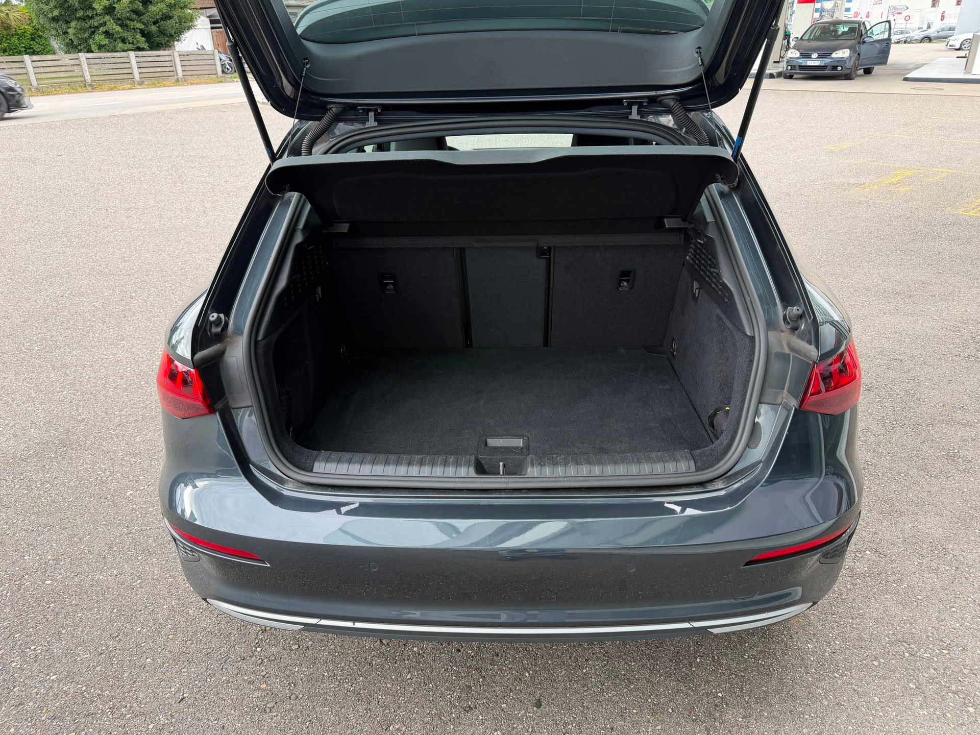 AUDI A3 Sportback 35 TFSI advanced S-tronic-image-25