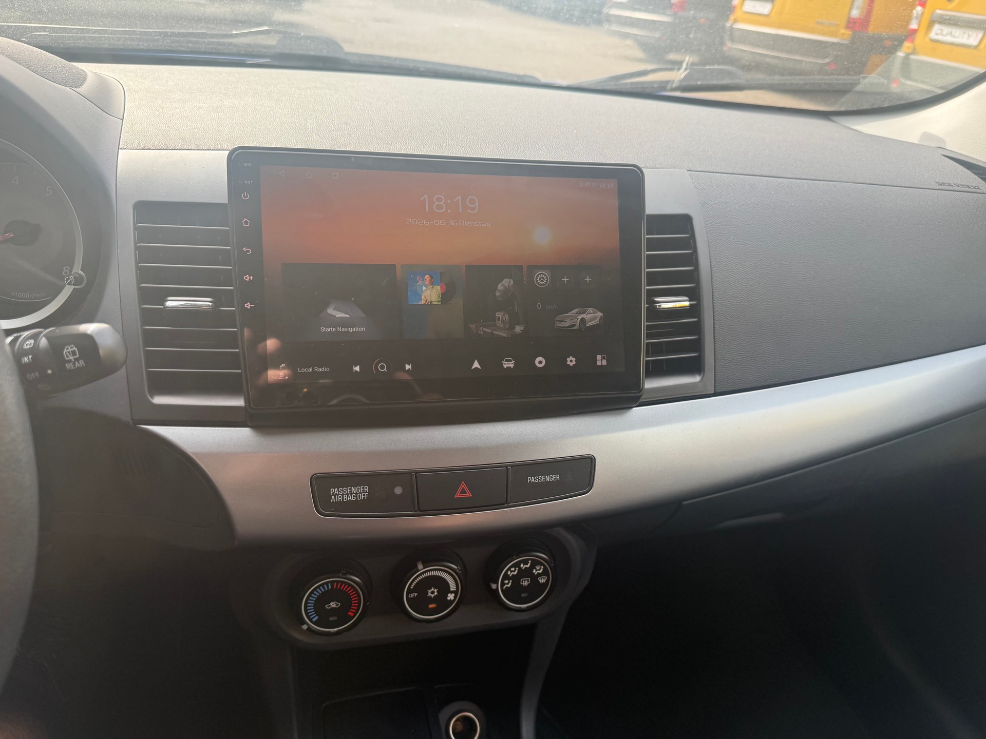 MITSUBISHI Lancer Sportback 1.5 Inform-image-6