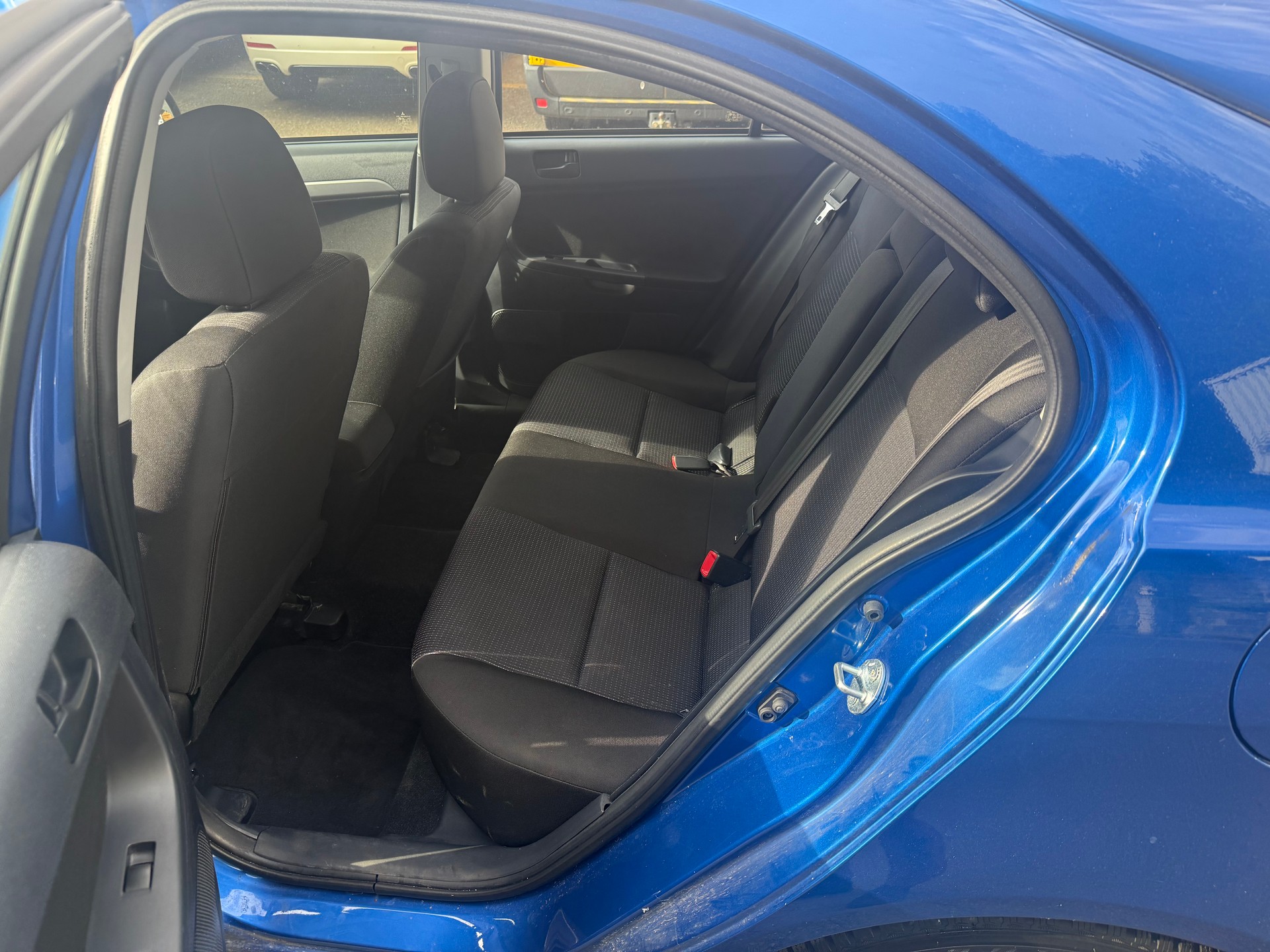 MITSUBISHI Lancer Sportback 1.5 Inform-image-4