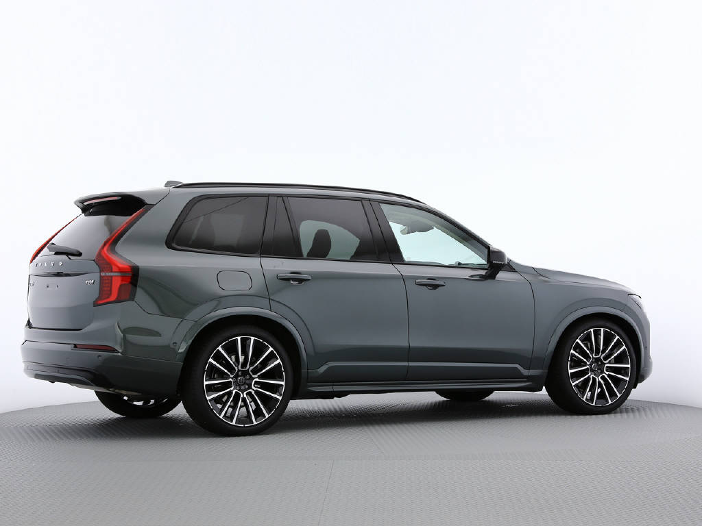 VOLVO XC90 2.0 TE T8 XCLUSIVE Ultra Dark eAWD-image-14