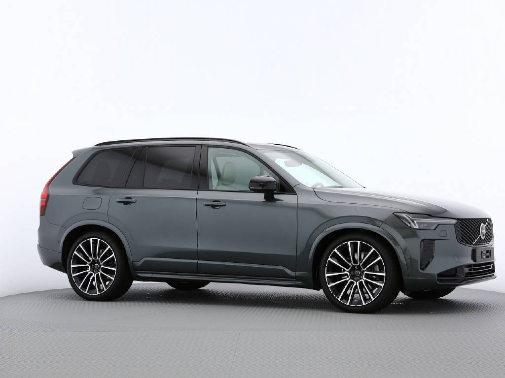 VOLVO XC90 2.0 TE T8 XCLUSIVE Ultra Dark eAWD-image-18