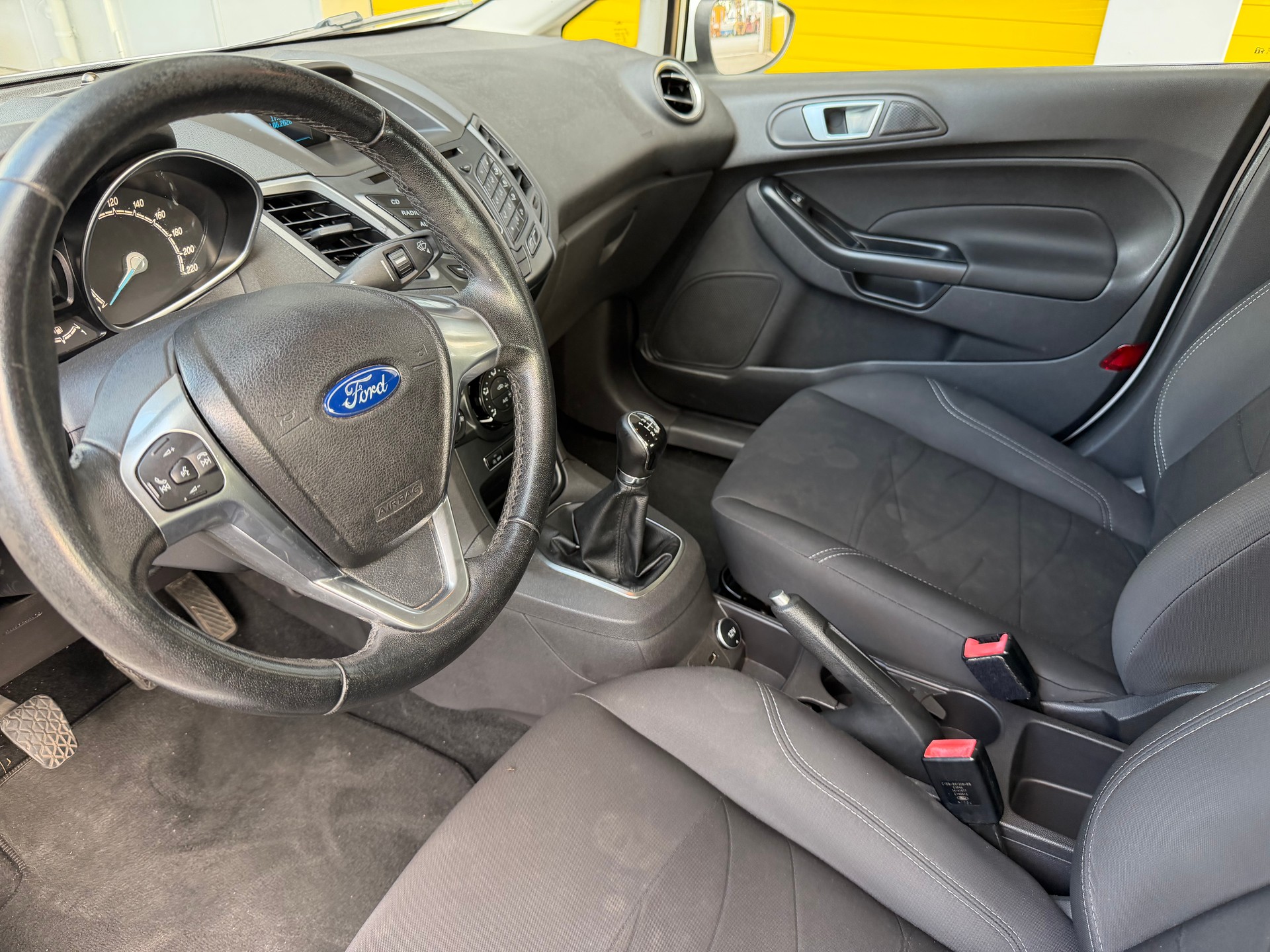 FORD Fiesta 1.0 SCTi Trend-image-8