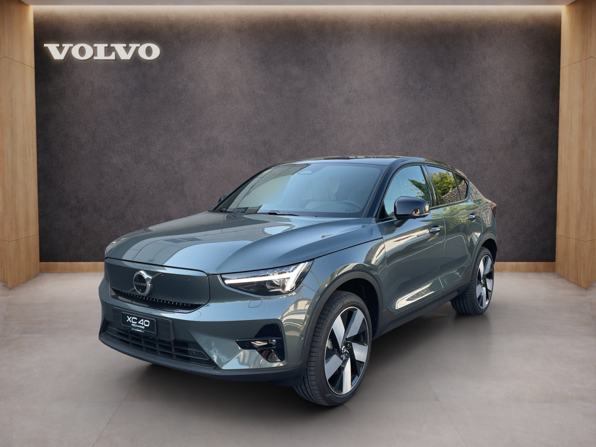 VOLVO EC40 Twin Performance Ultra AWD-image-0