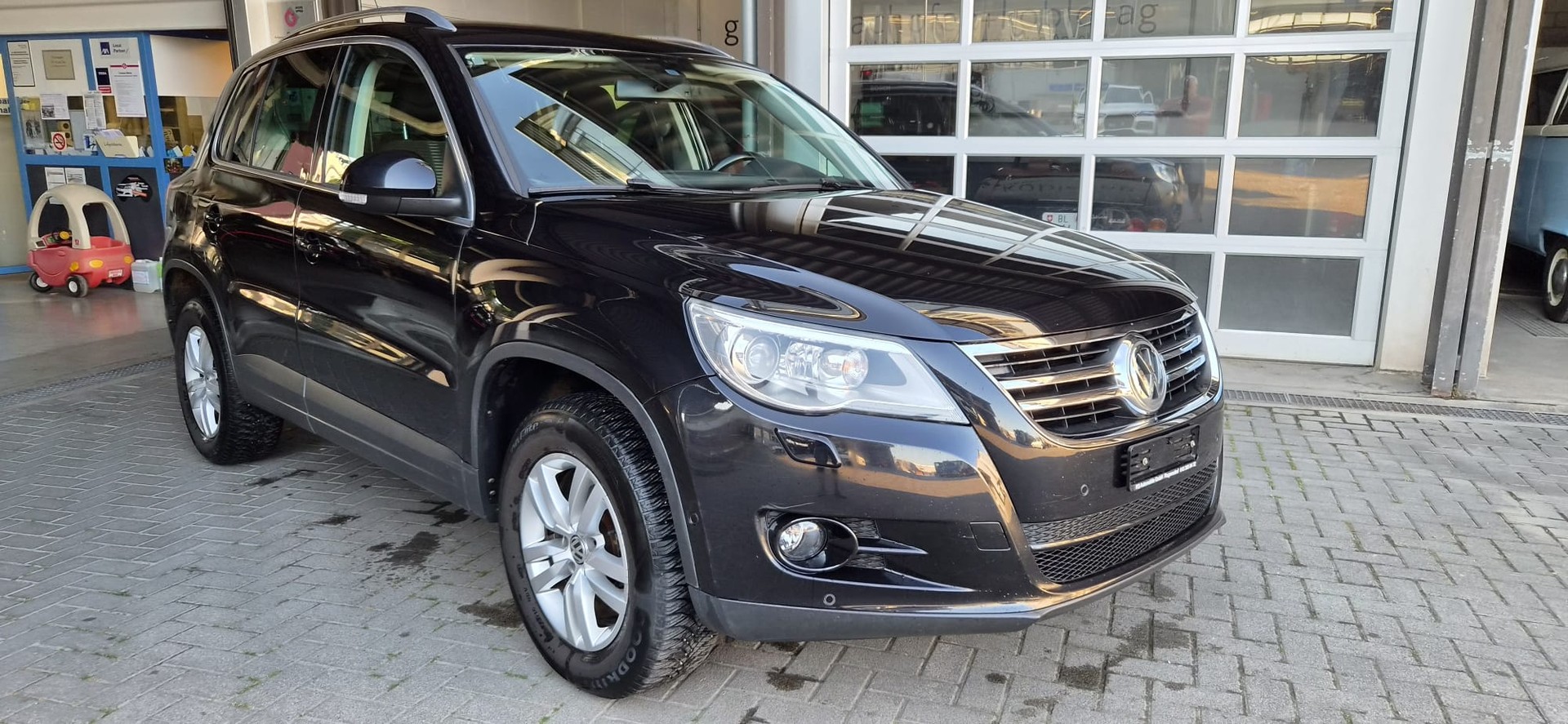 VW Tiguan 2.0 TSI Sport&Style-image-1