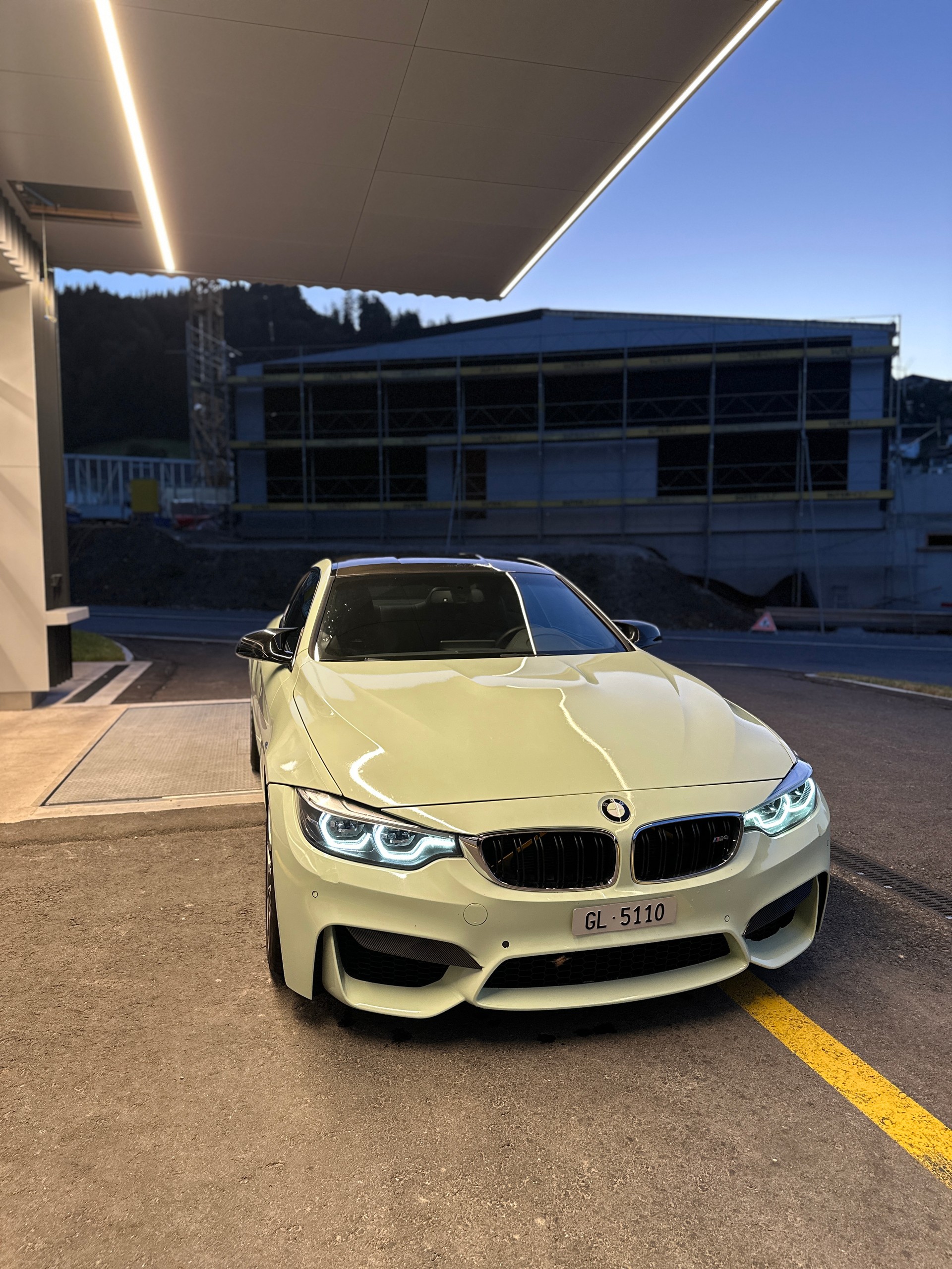 BMW M4 Competition-image-1