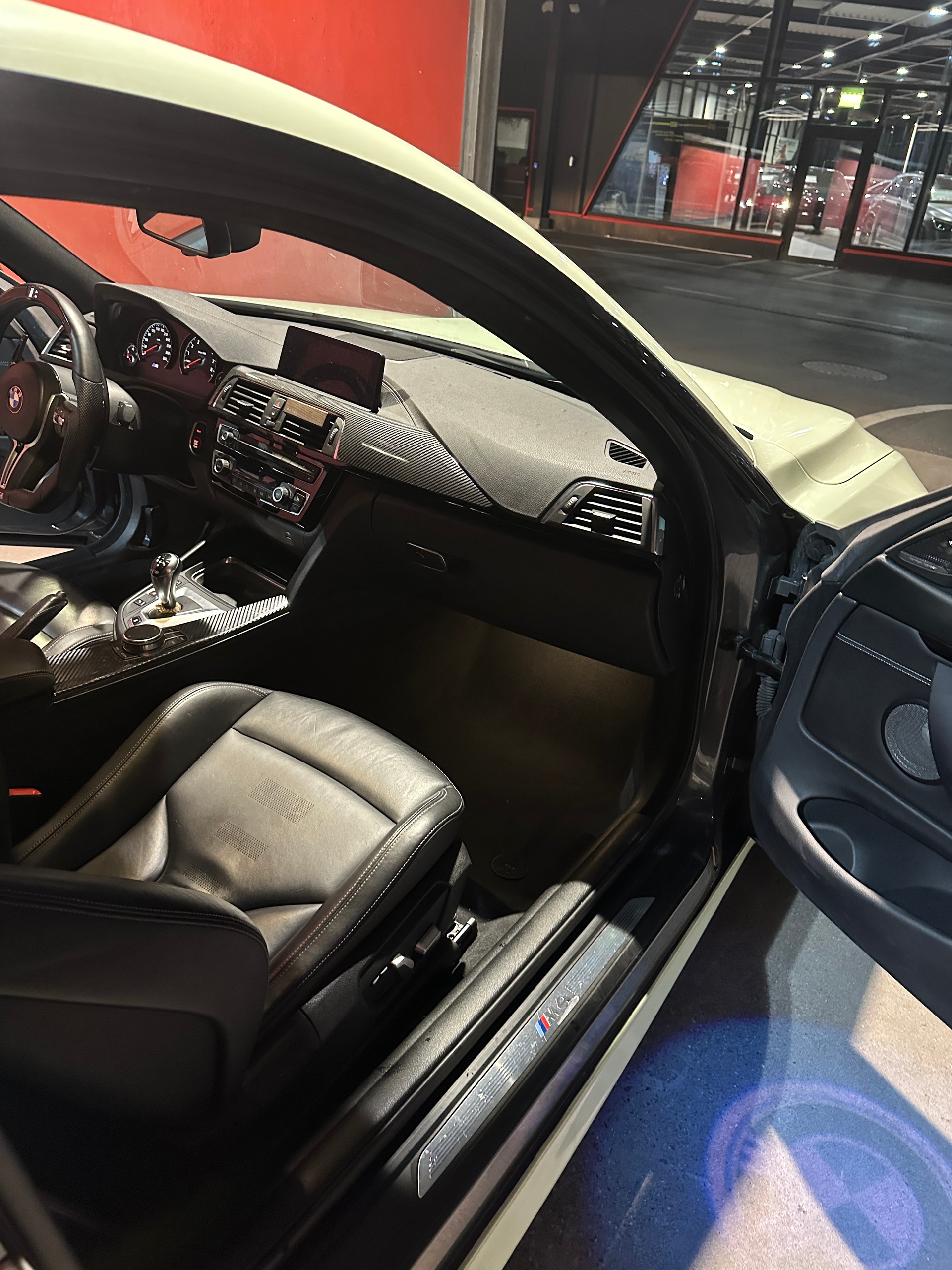 BMW M4 Competition-image-7