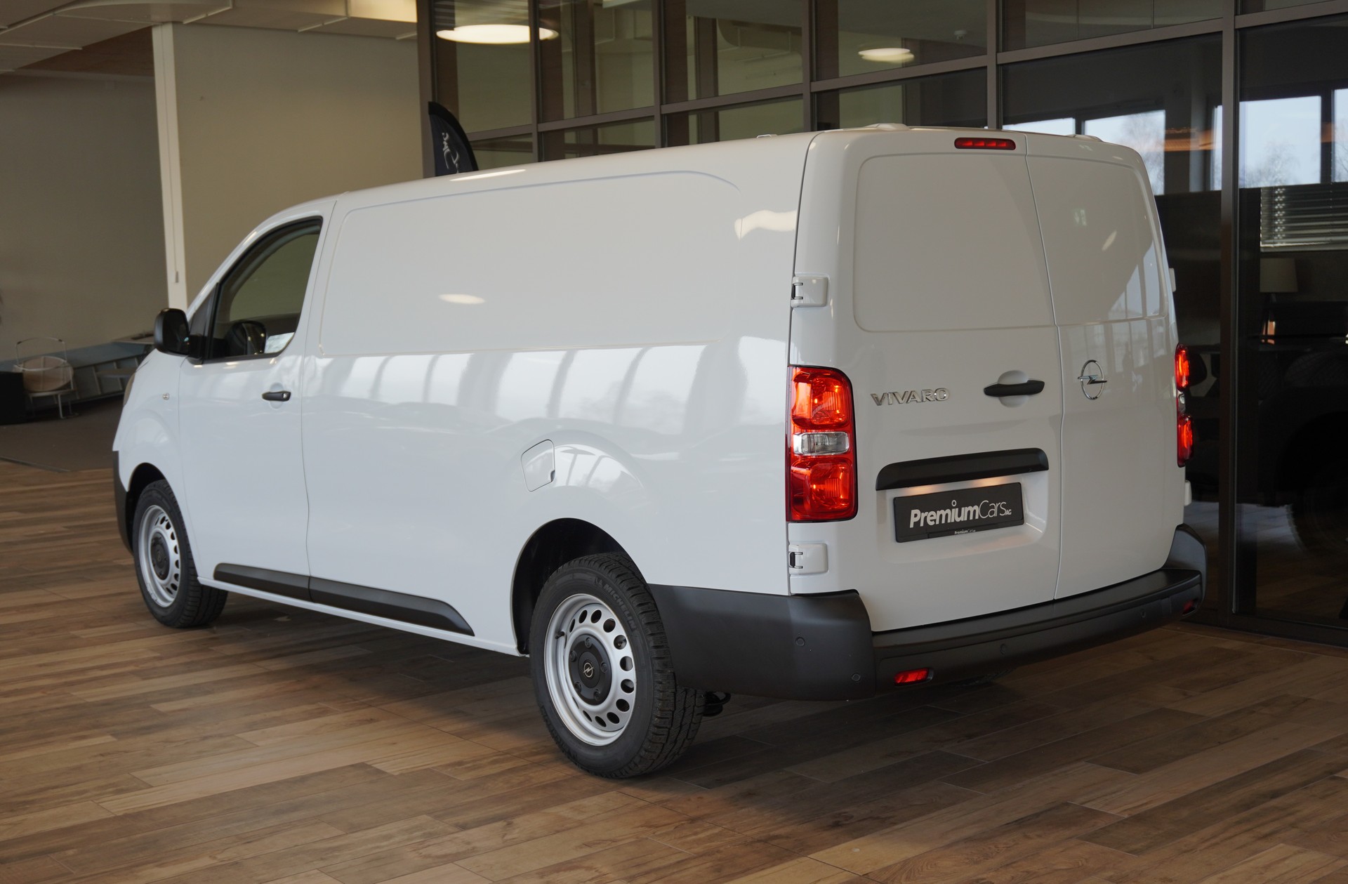 OPEL Vivaro Cargo 2.0 D s/s M-image-5