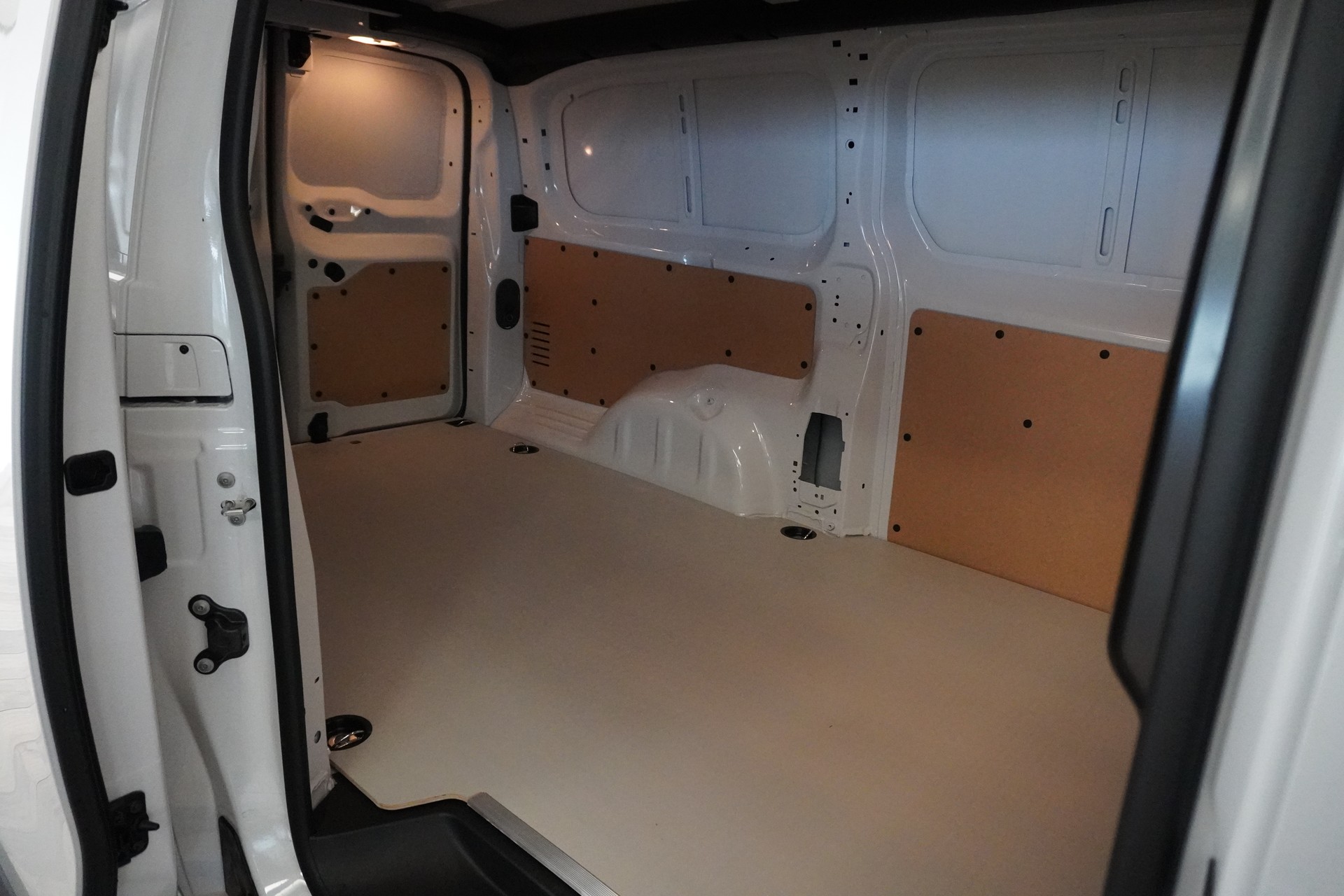 OPEL Vivaro Cargo 2.0 D s/s M-image-7