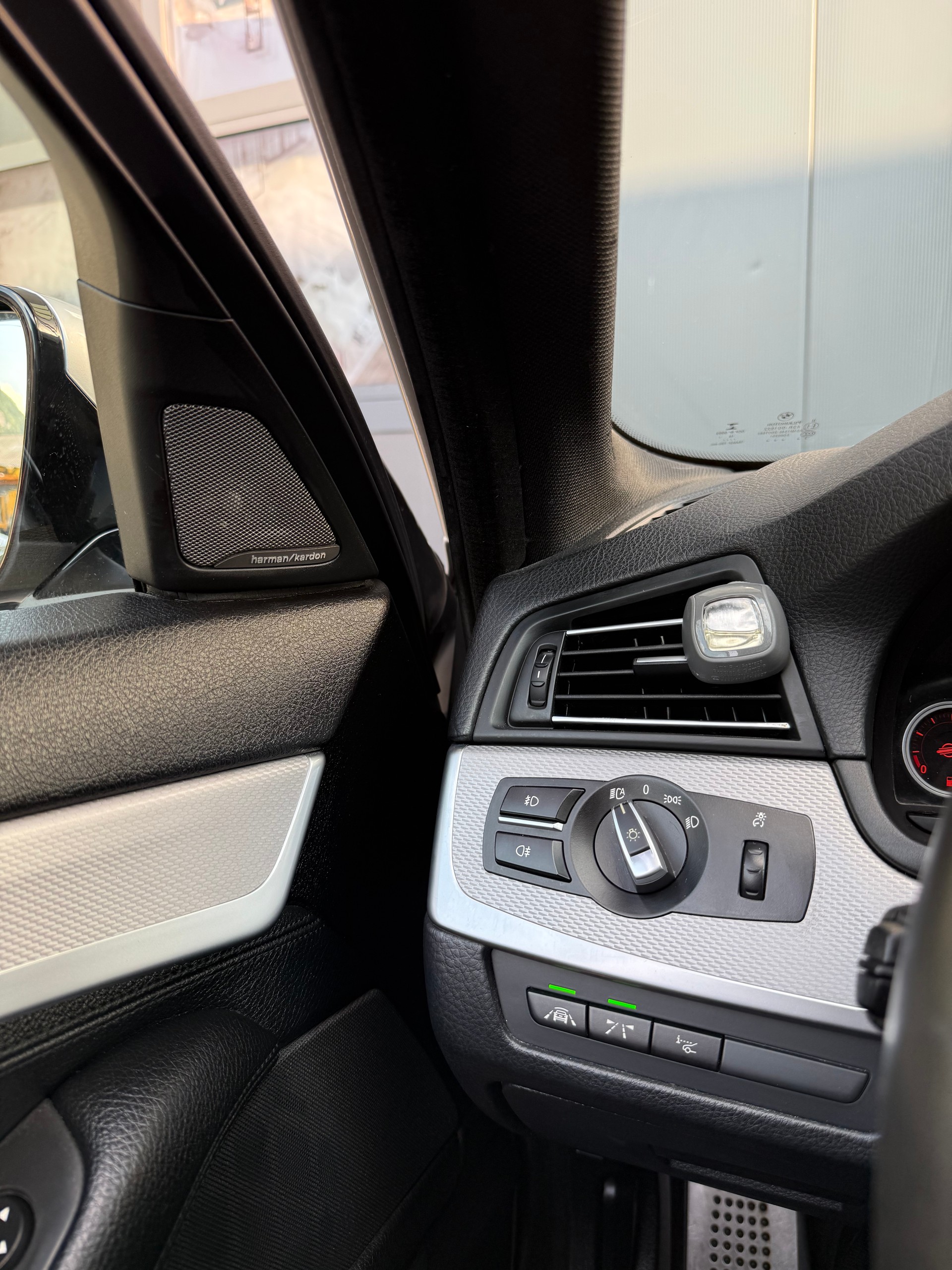 BMW 530d xDrive Touring Pack-M Steptronic-image-15