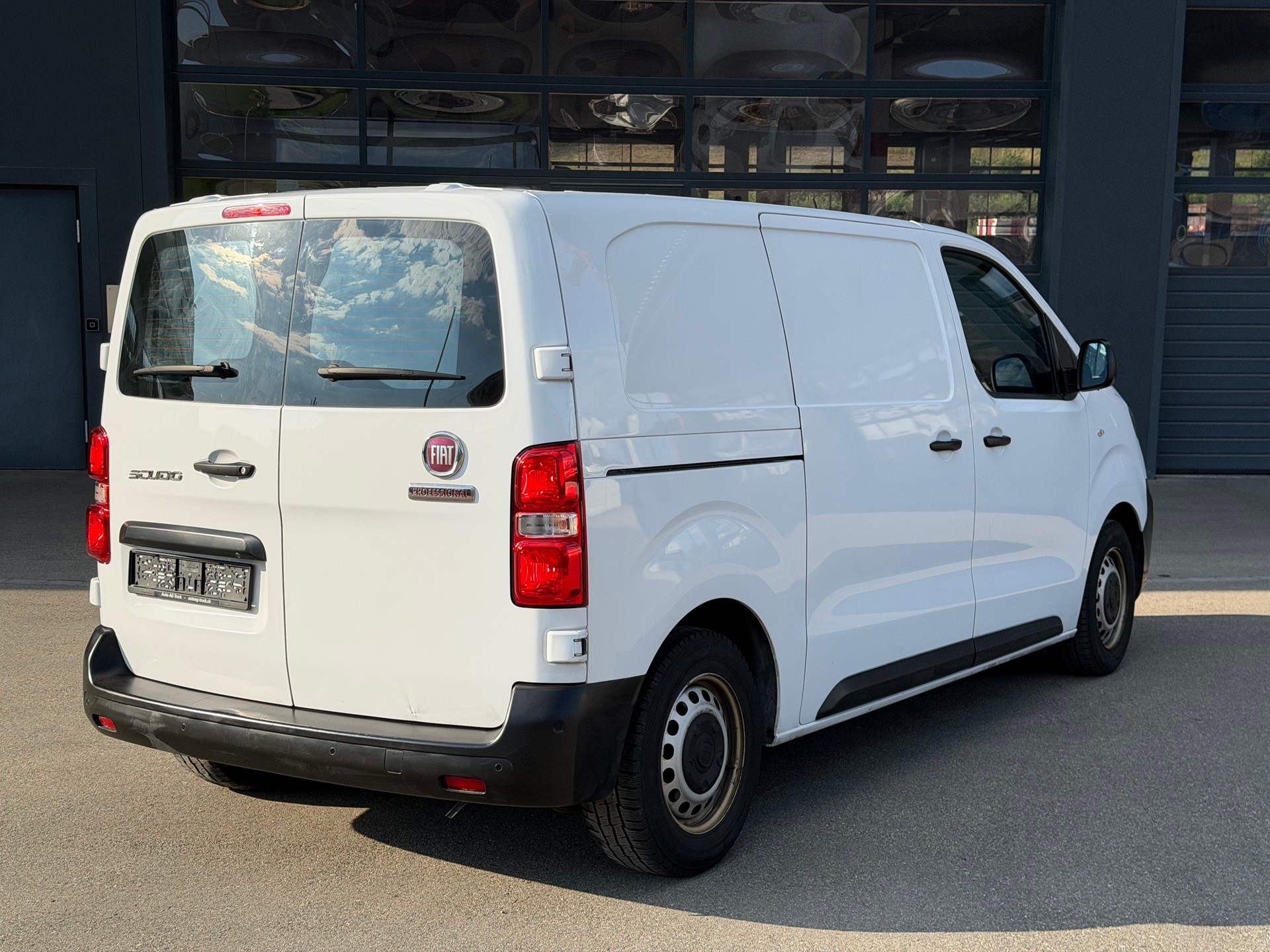 FIAT Scudo 2.0 MJ L2 | Automat | Navi | Rückfahrkamera | ACC | Totwinkel | Klima-image-3