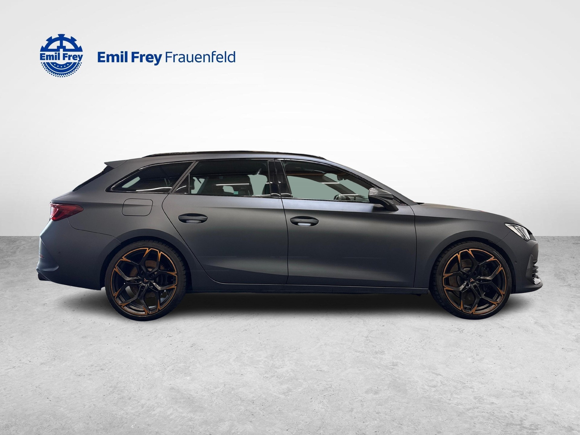 CUPRA Leon ST 2.0 TSI 310 VZ 4Drive DSG-image-5