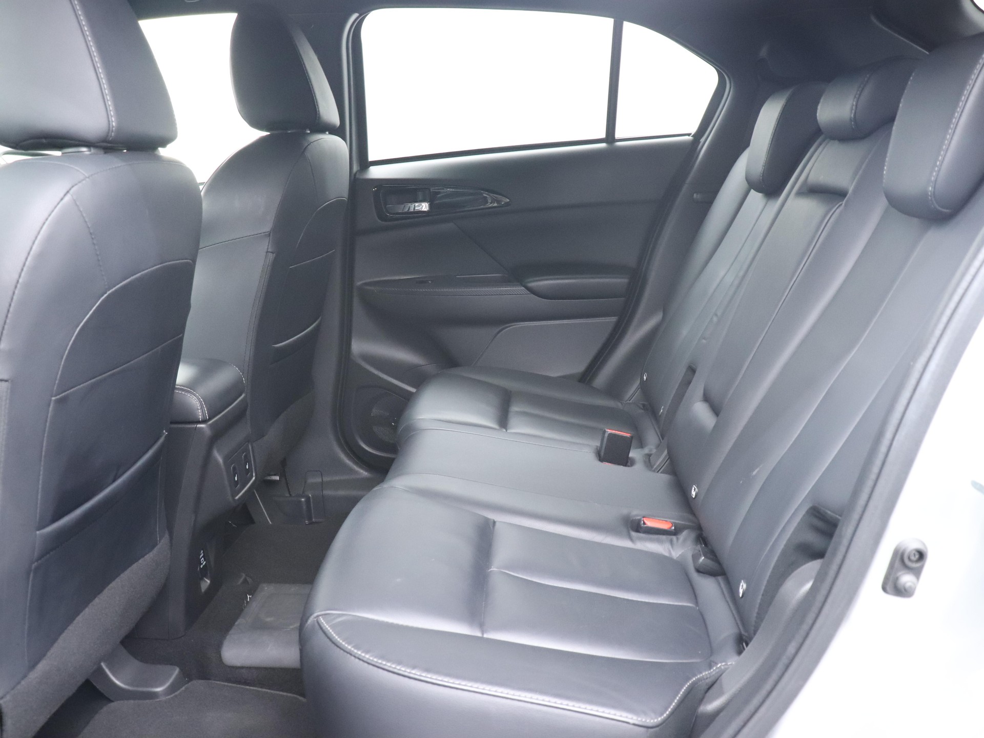 MITSUBISHI Eclipse Cross 2.4 PHEV Instyle 4x4, Winterräder-image-7