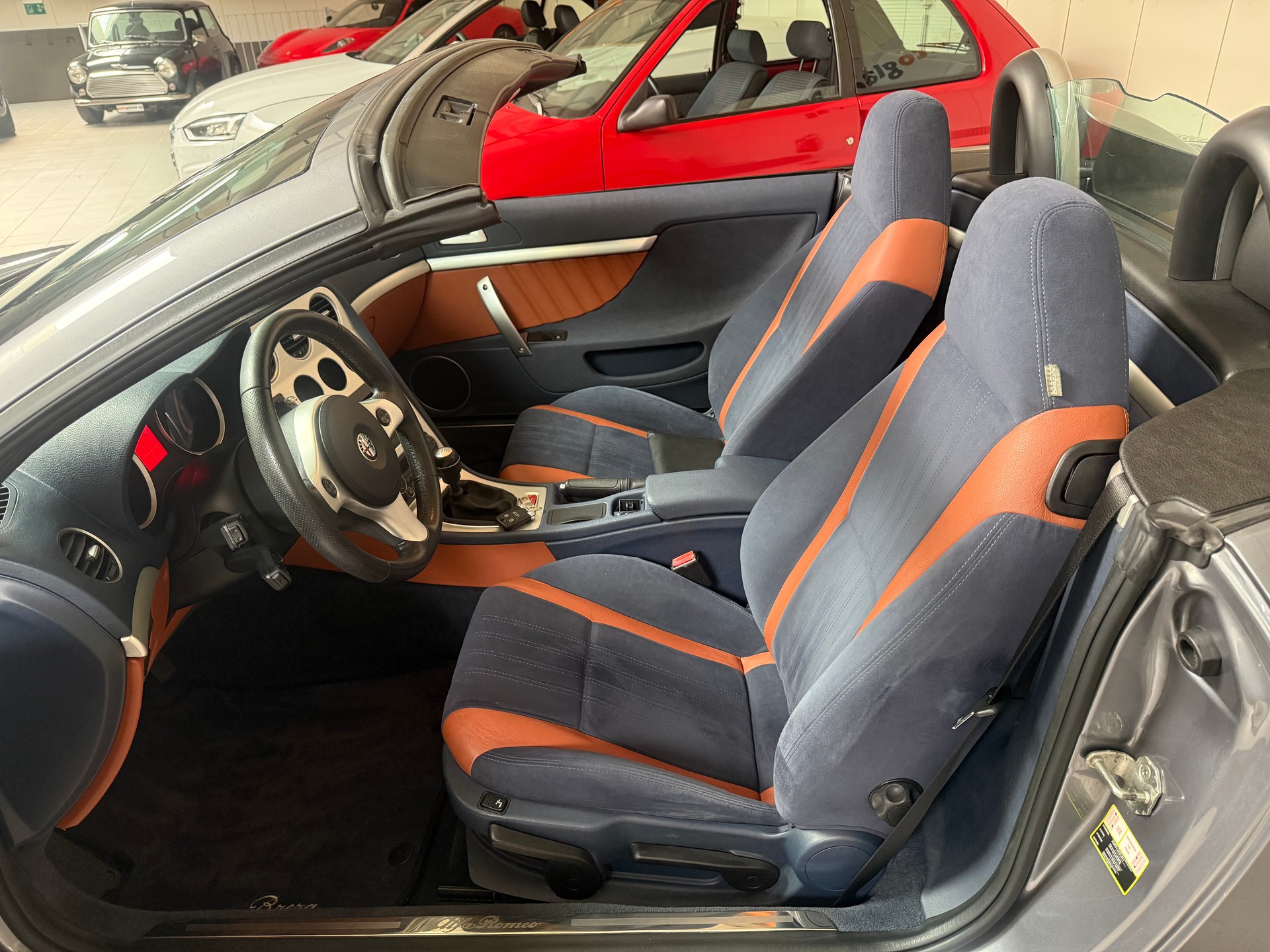 ALFA ROMEO Spider 2.4 JTD-image-12