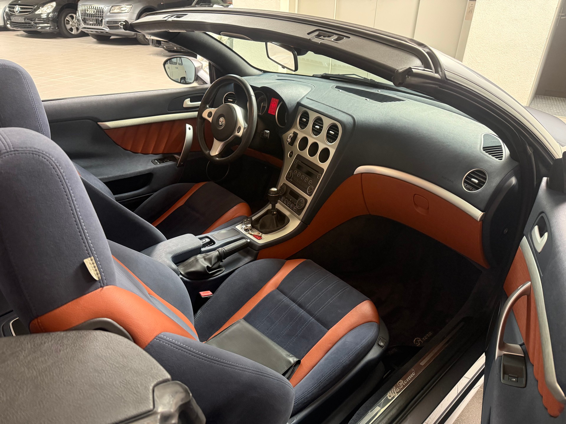 ALFA ROMEO Spider 2.4 JTD-image-11